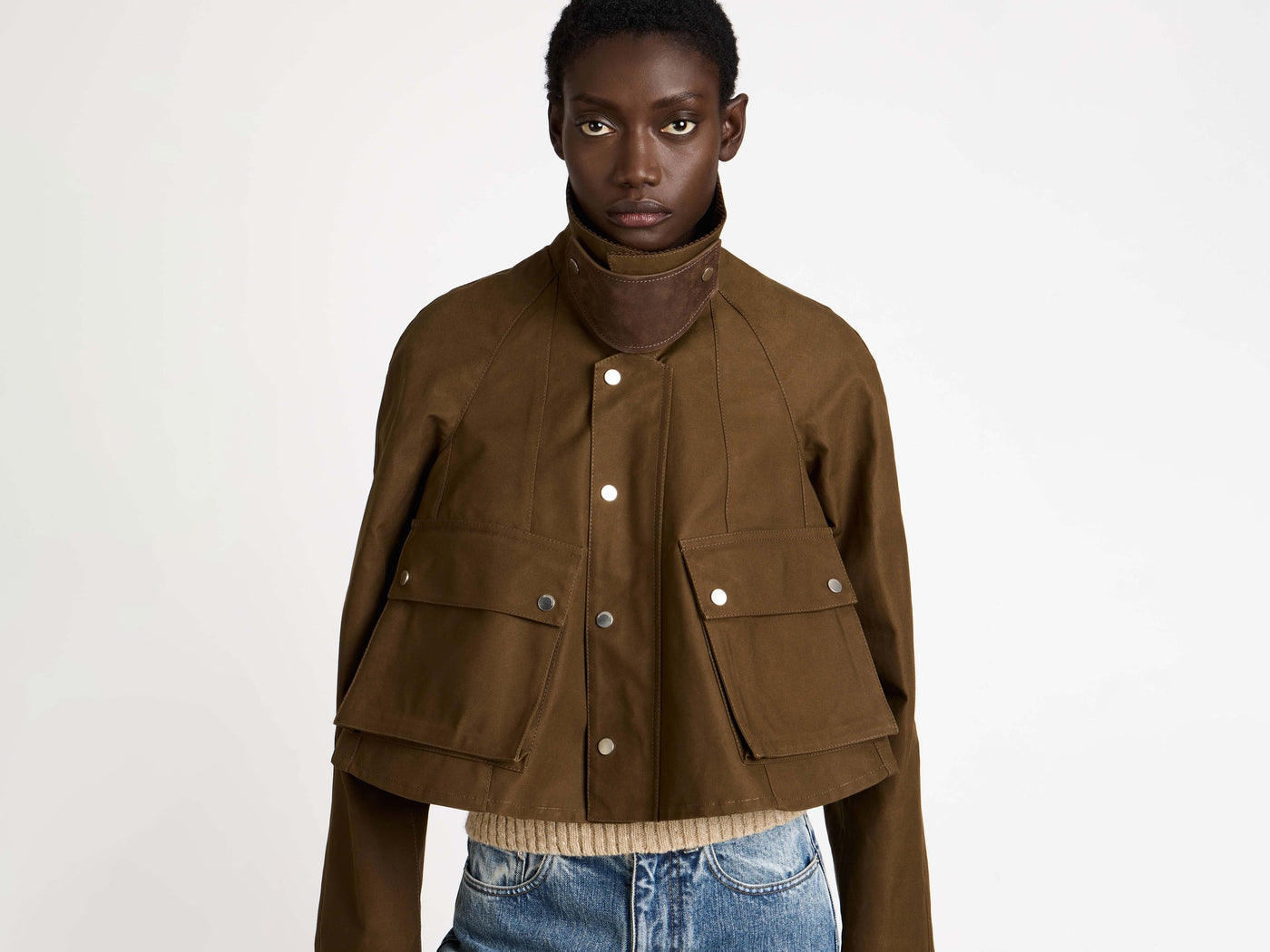 barn jacket dark olive Model Detail 3