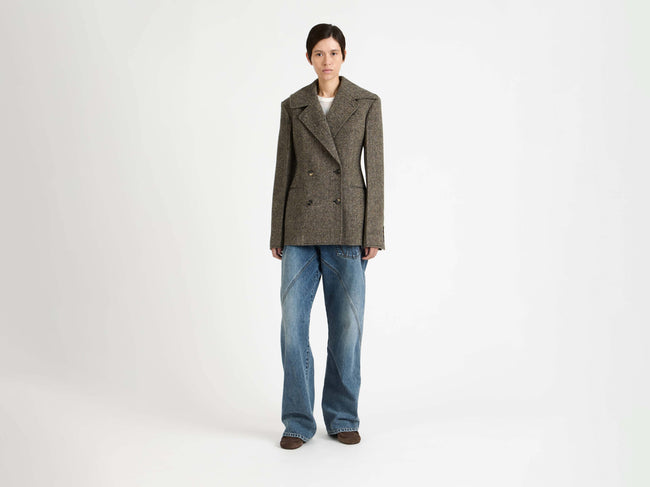 FITTED WAIST TAILORED JACKET IN BEIGE & BLACK