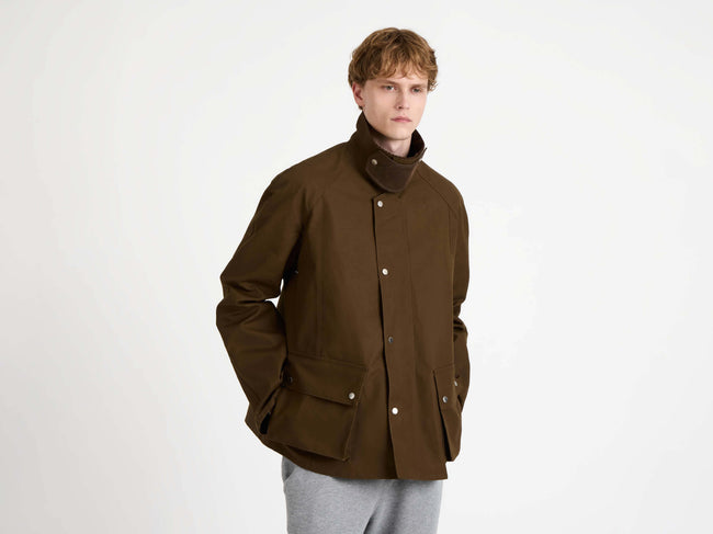 raglan sleeve outdoor jacket dark olive Model Detail 1