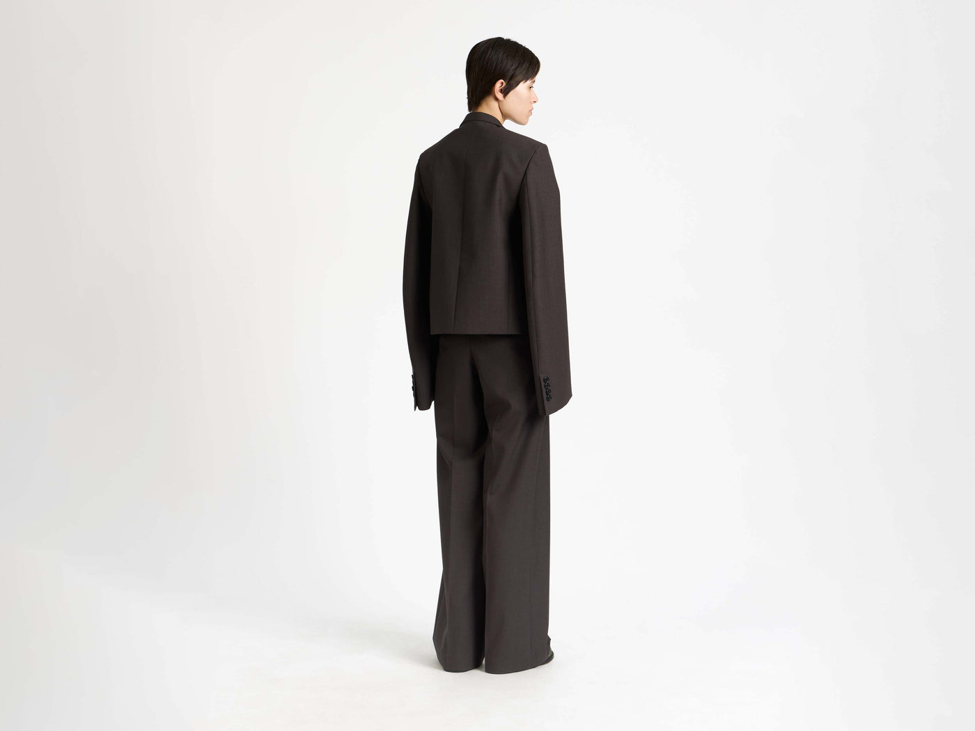 TAILORED BELL SLEEVE JACKET IN CHOCOLATE BROWN