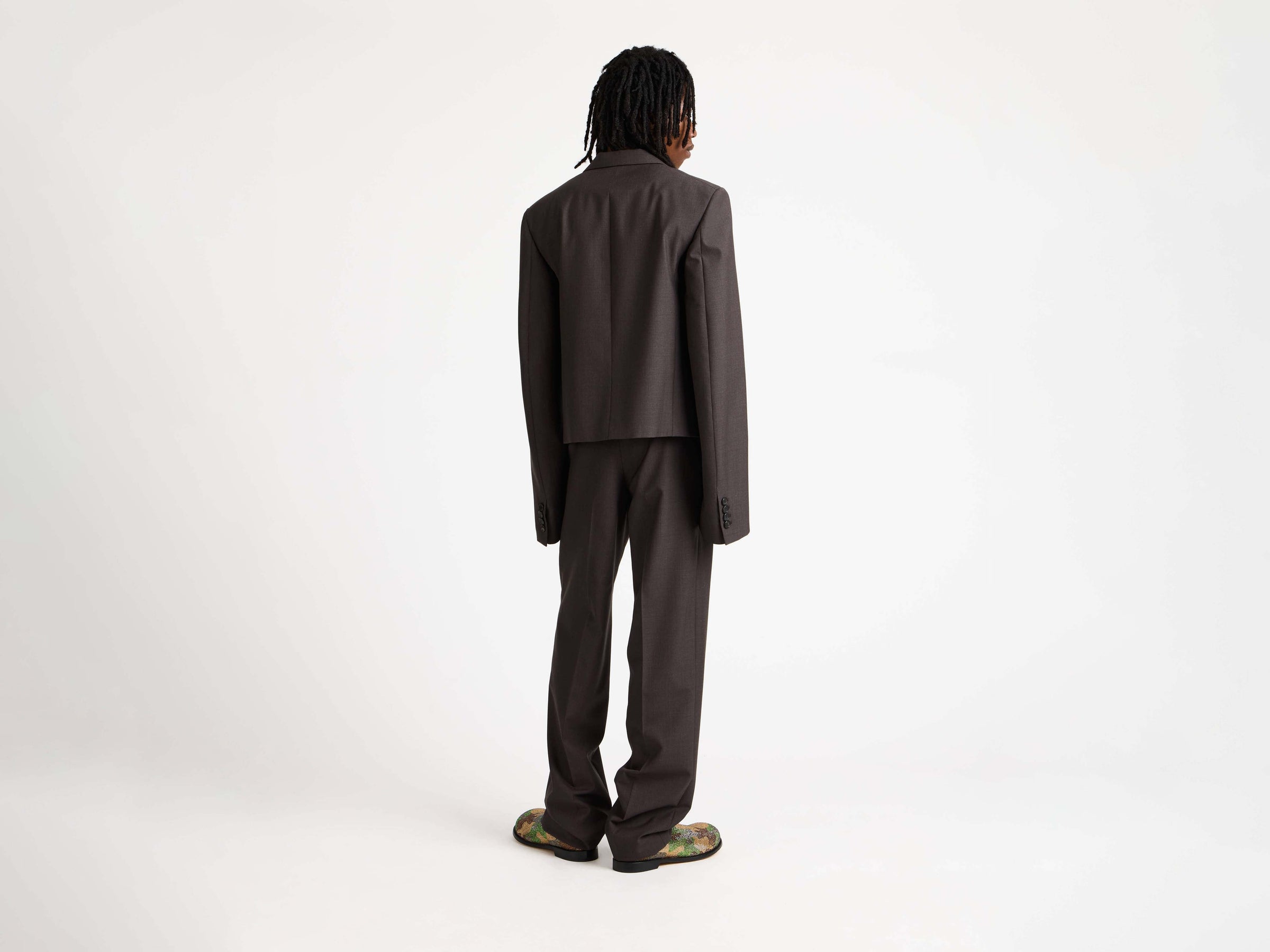 wide sleeve blazer chocolate brown Model Back 2