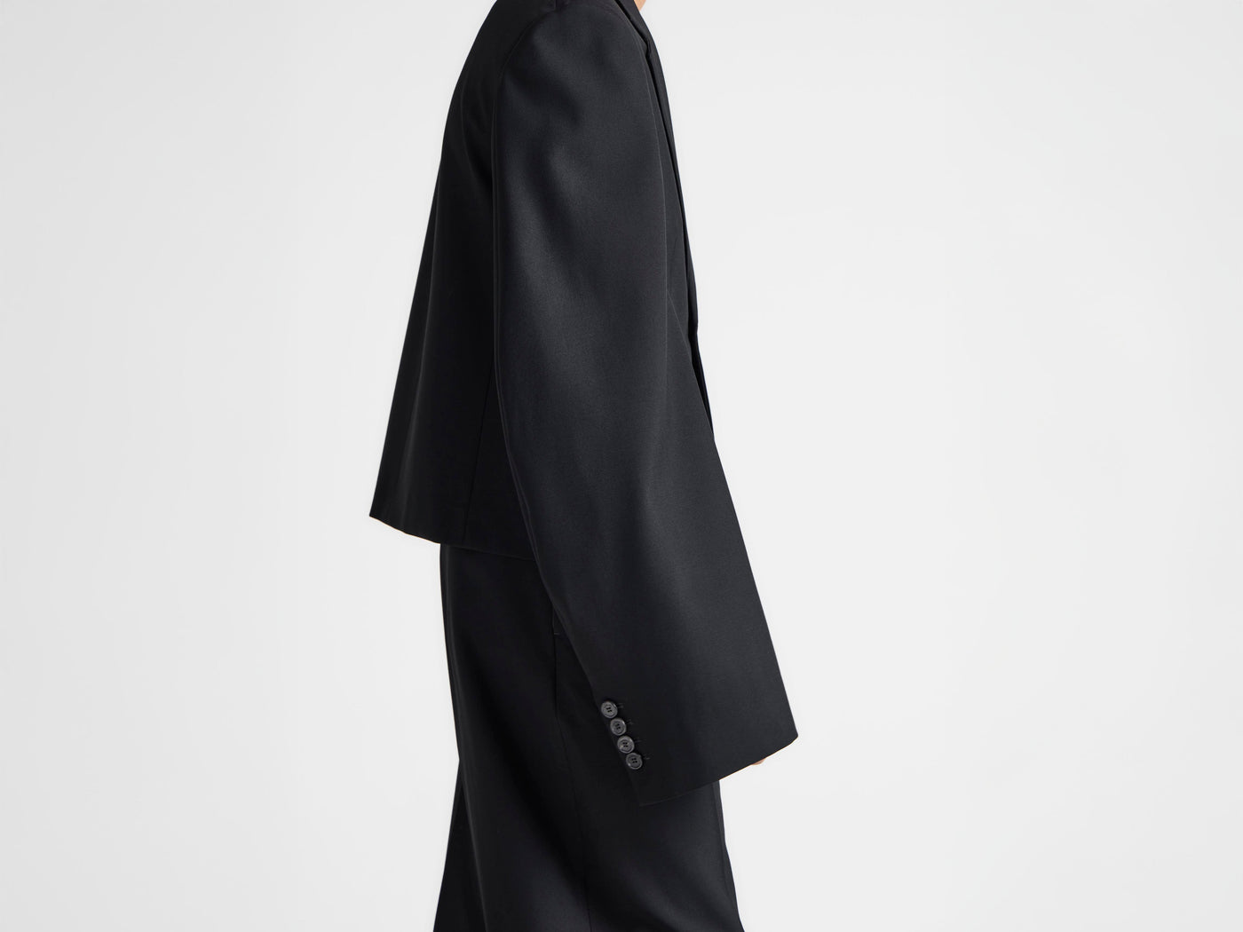 MENS WIDE SLEEVE BLAZER IN BLACK