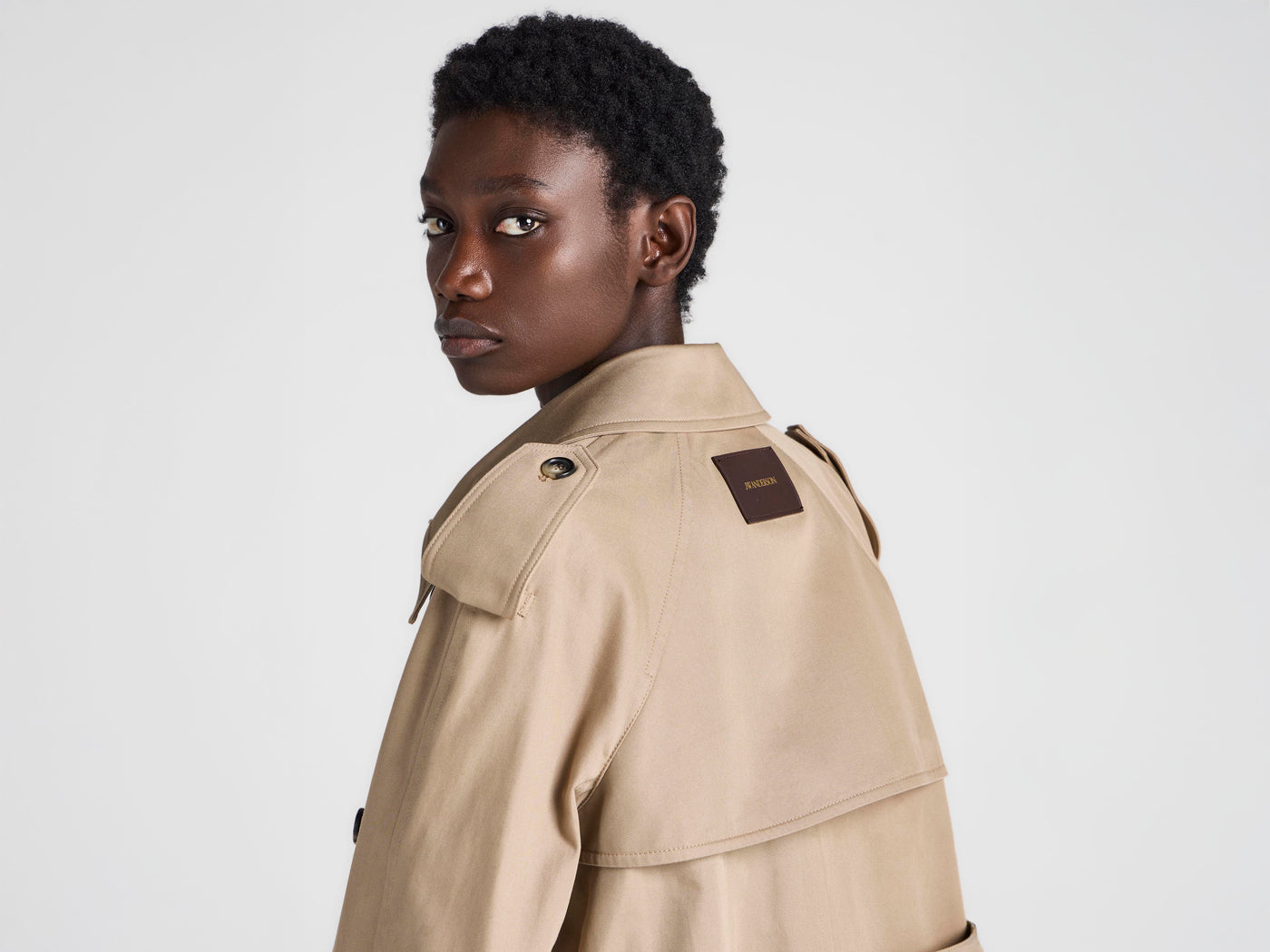 WOMENS CROPPED TRENCH IN BEIGE
