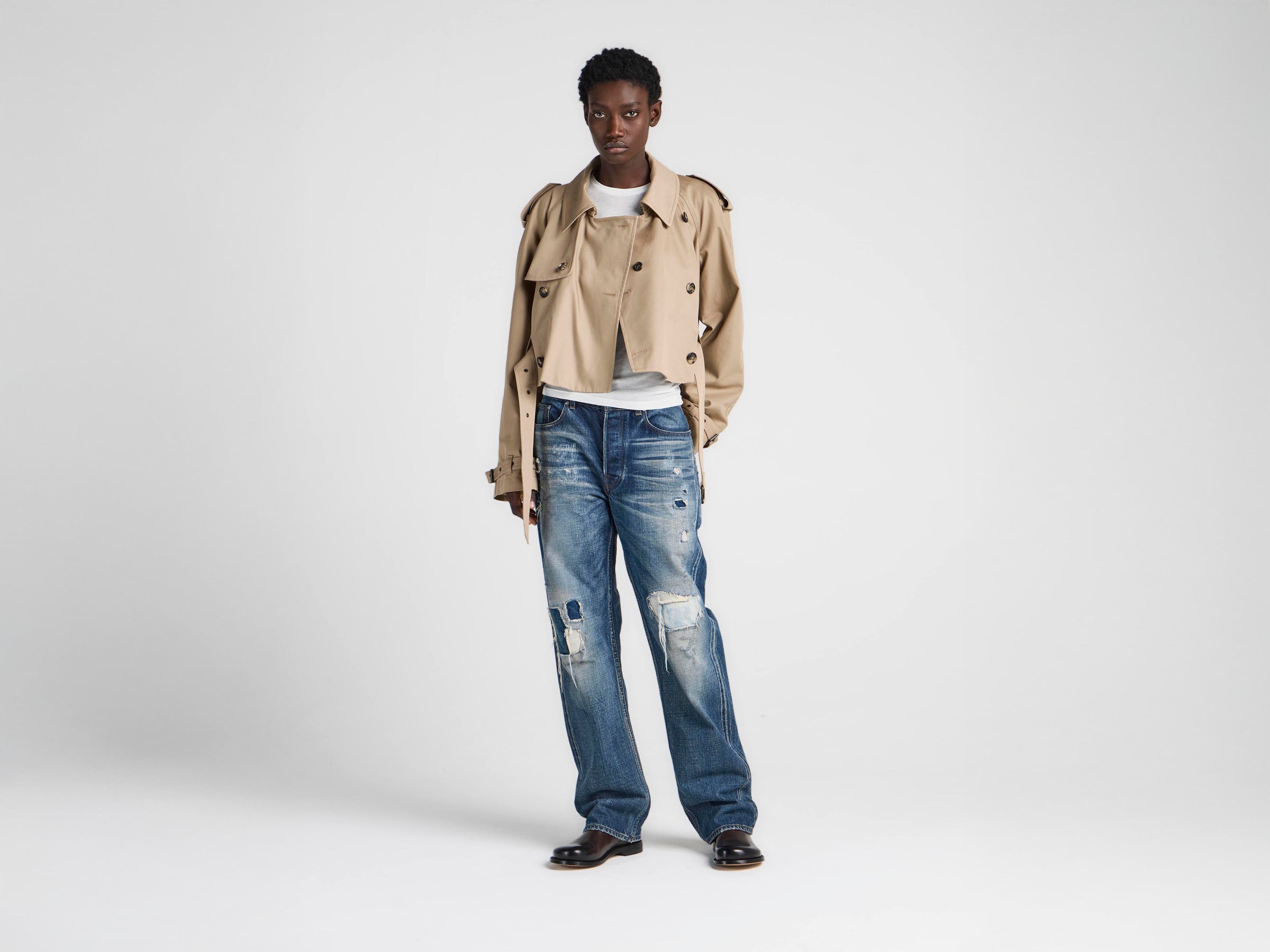 WOMENS CROPPED TRENCH IN BEIGE