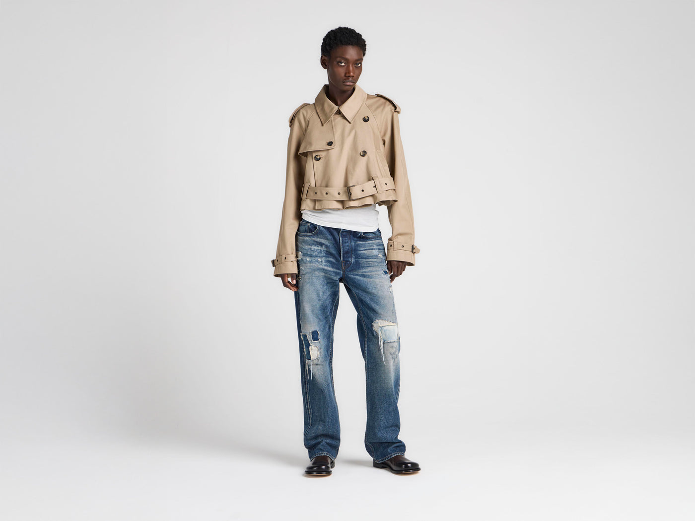 WOMENS CROPPED TRENCH IN BEIGE