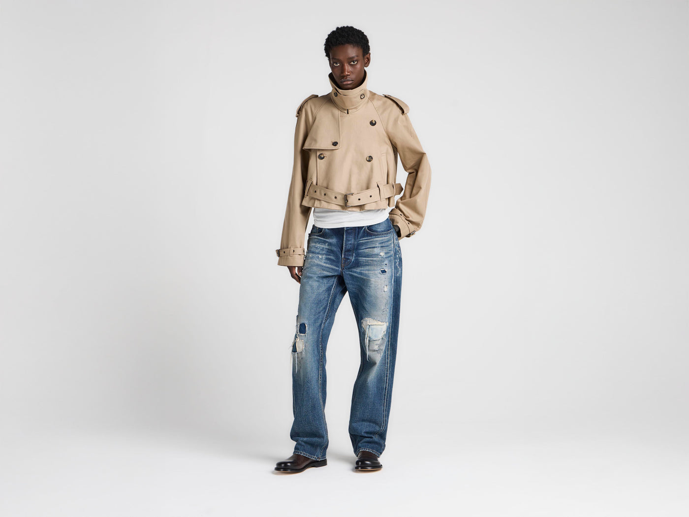 WOMENS CROPPED TRENCH IN BEIGE