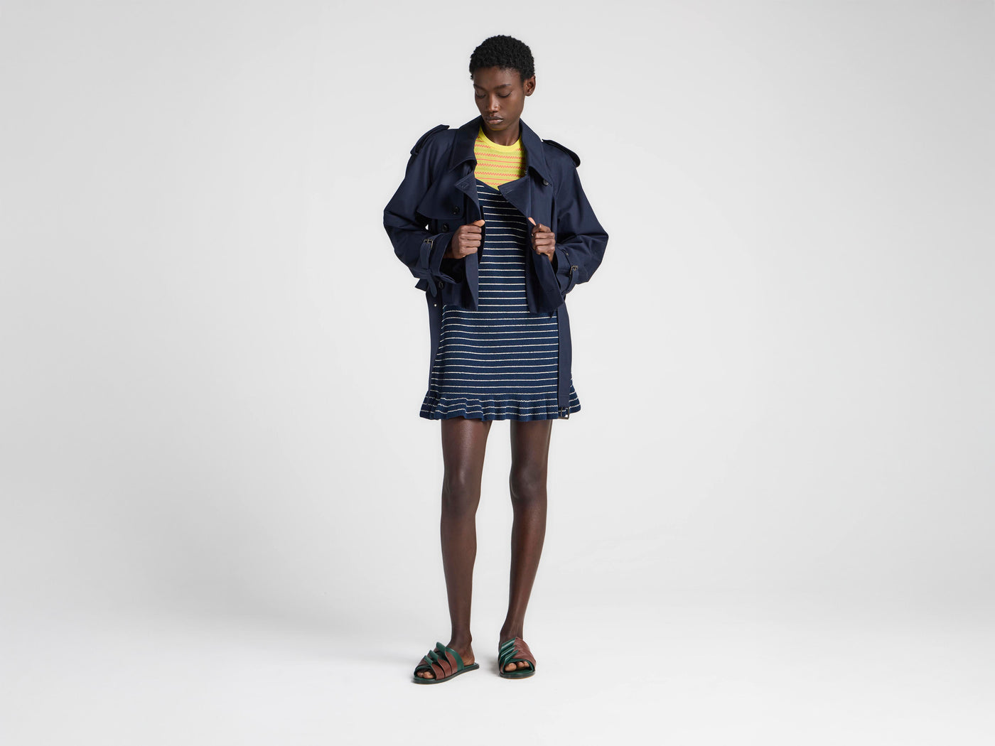 WOMENS CROPPED TRENCH IN NAVY