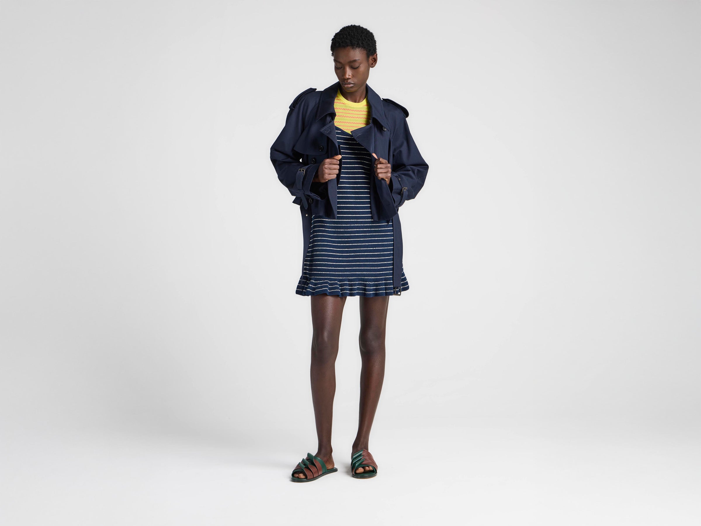 WOMENS CROPPED TRENCH IN NAVY