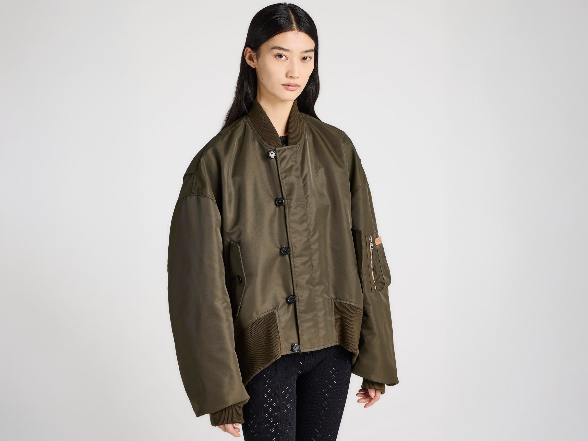 WOMENS OVERSIZED TIPPED HEM BOMBER JACKET IN MILITARY GREEN