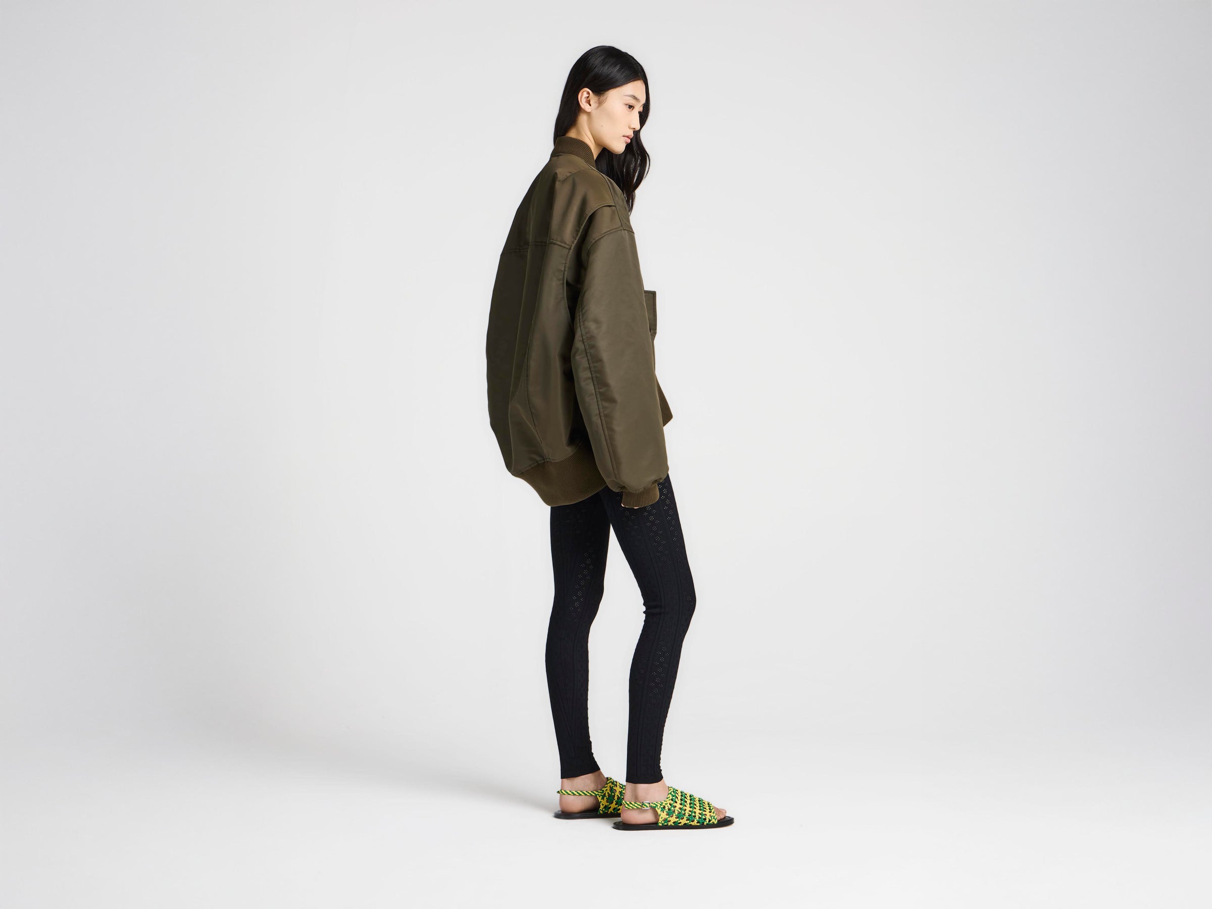 WOMENS OVERSIZED TIPPED HEM BOMBER JACKET IN MILITARY GREEN