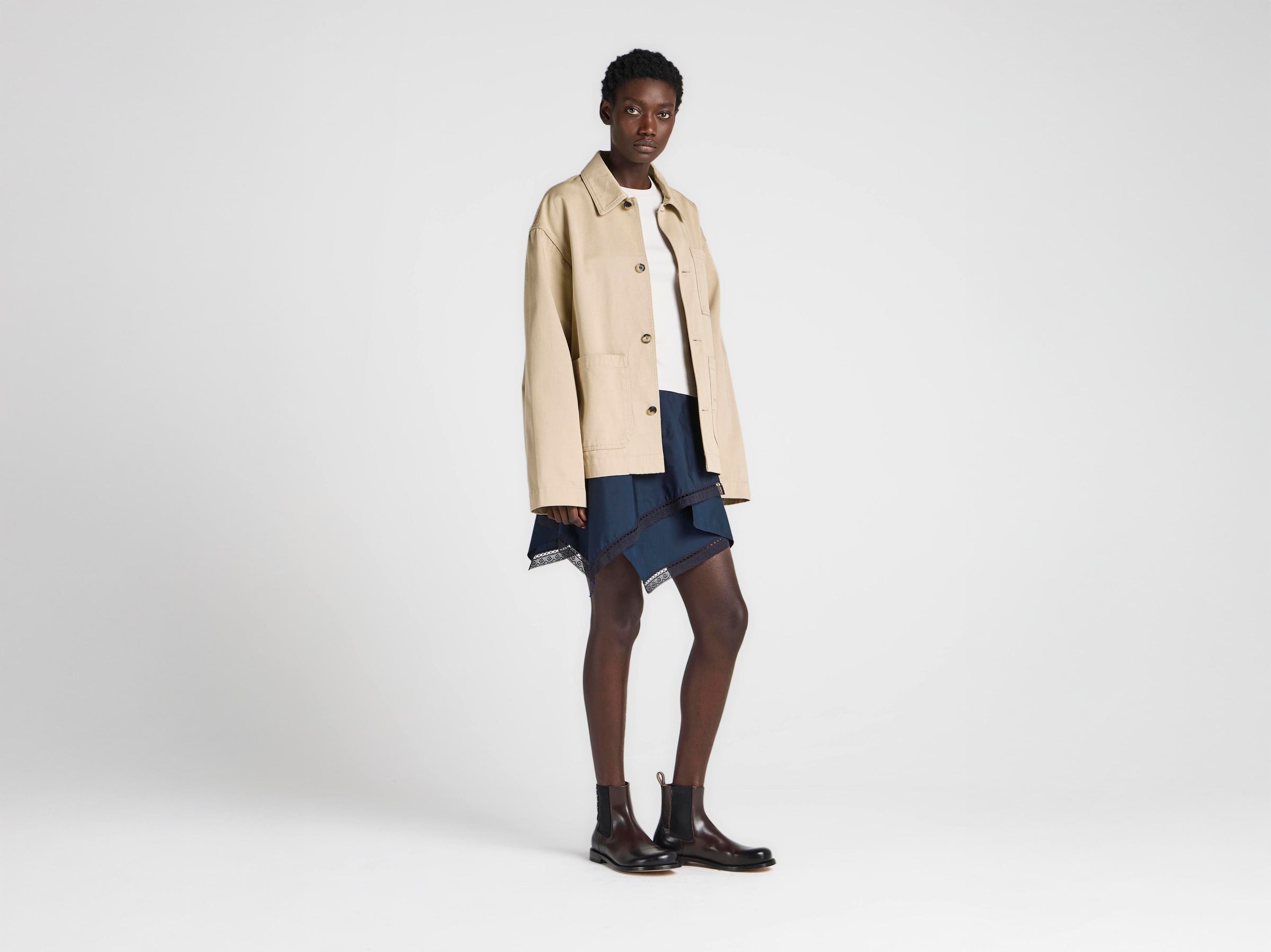 WOMENS PATCH POCKET JACKET IN BEIGE