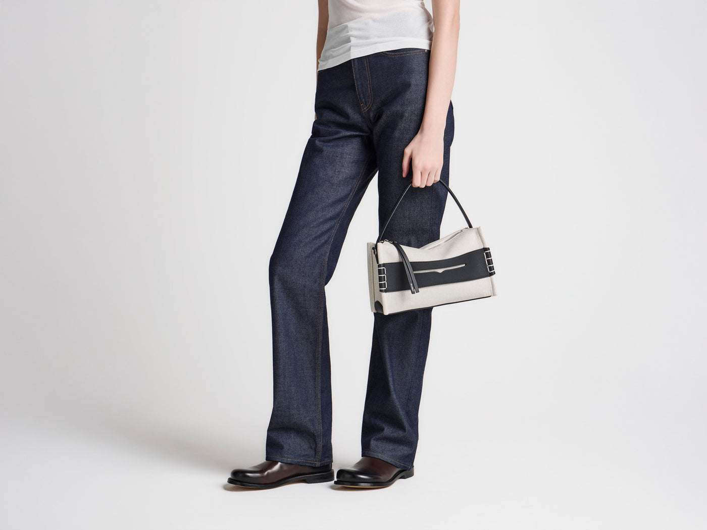 LOAFER BAG IN NATURAL CANVAS & BLACK LEATHER