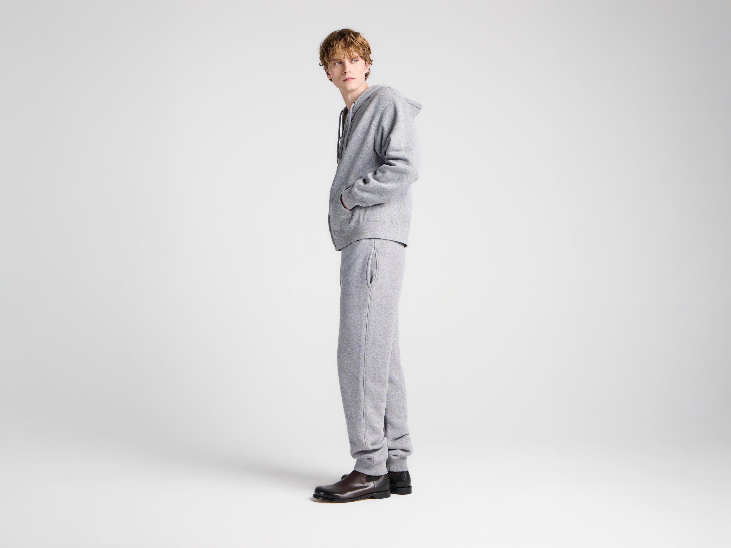 MENS CUFFED SWEATPANTS IN MID GREY MELANGE