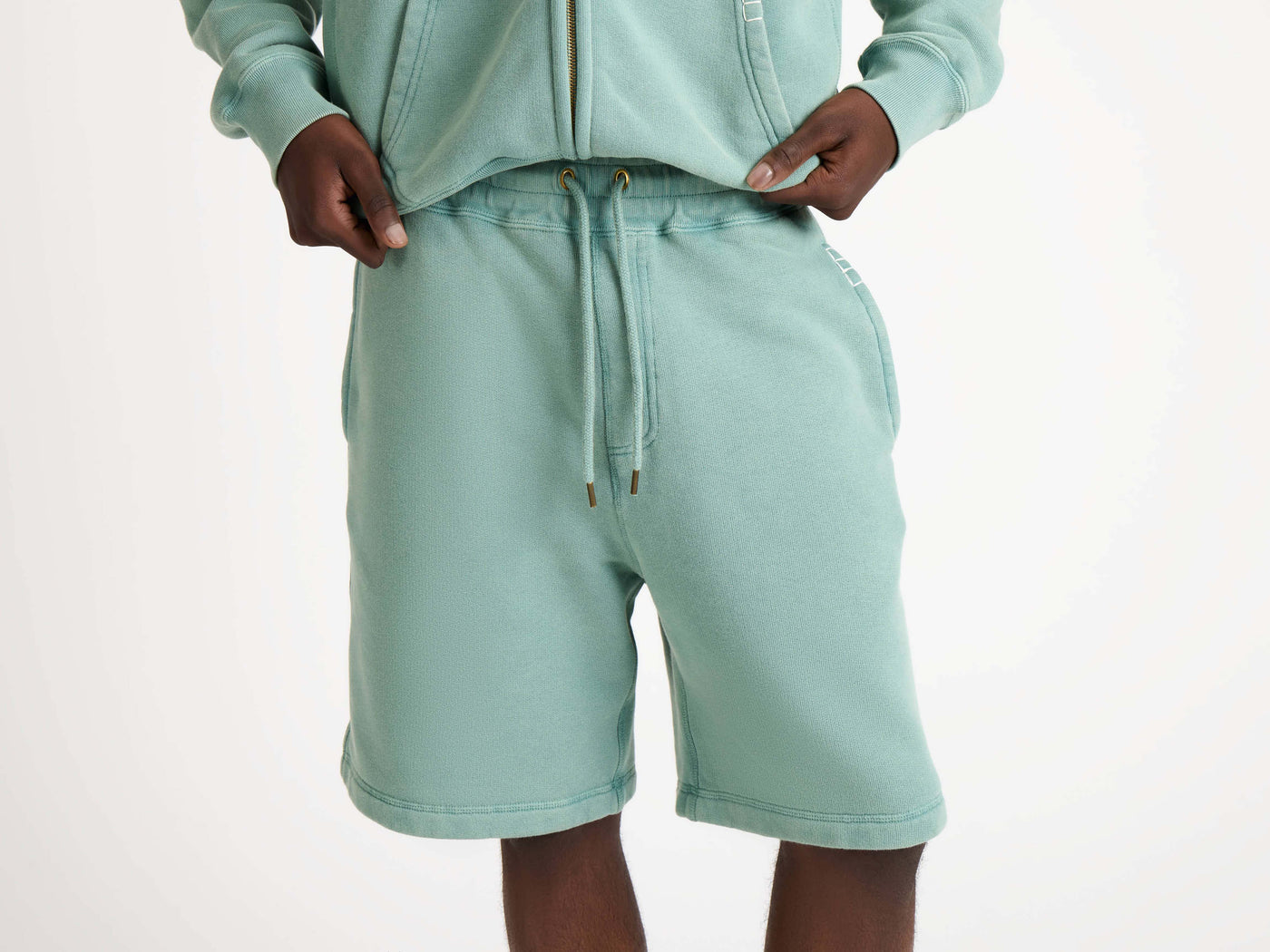 drawstring shorts washed teal Model Detail 1