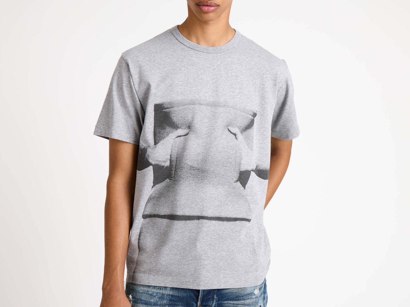 gesture t shirt mid grey melange Model Detail 6