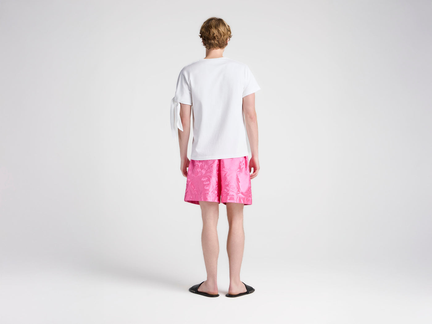 MENS KNOTTED SLEEVE T-SHIRT IN WHITE
