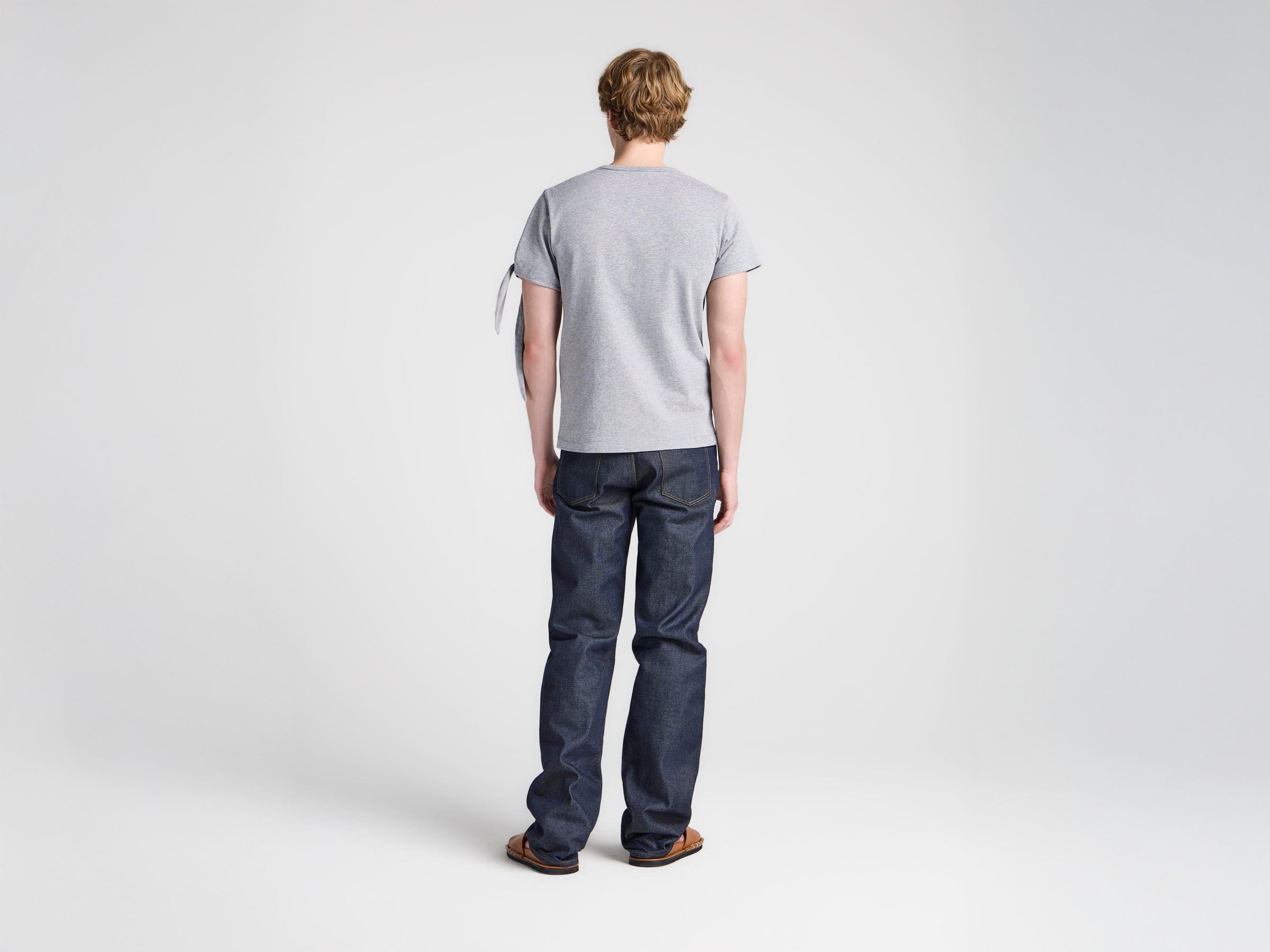MENS KNOTTED SLEEVE T-SHIRT IN MID GREY MELANGE