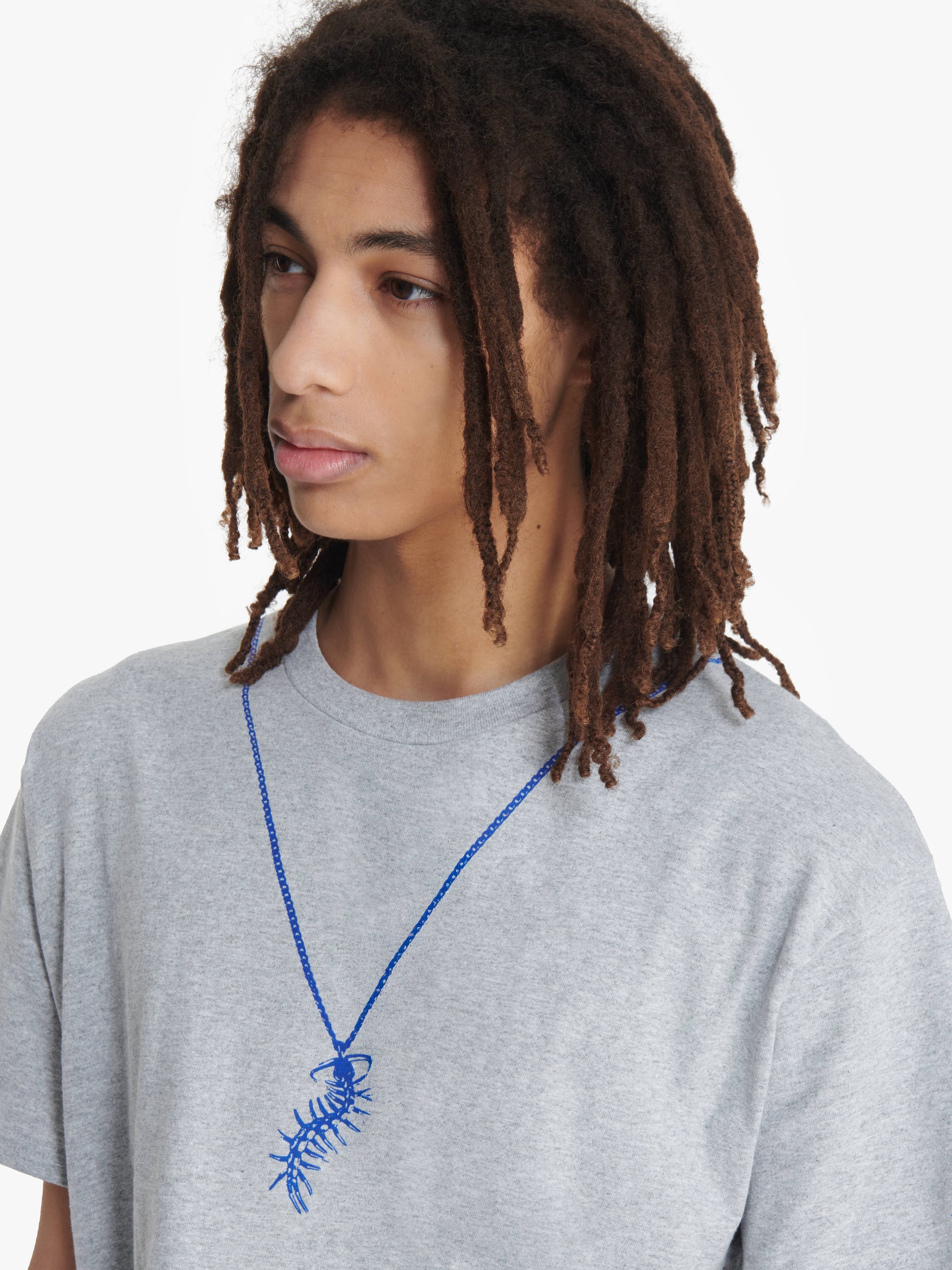 JW ANDERSON X QUEER T-SHIRT WITH NECKLACE PRINT