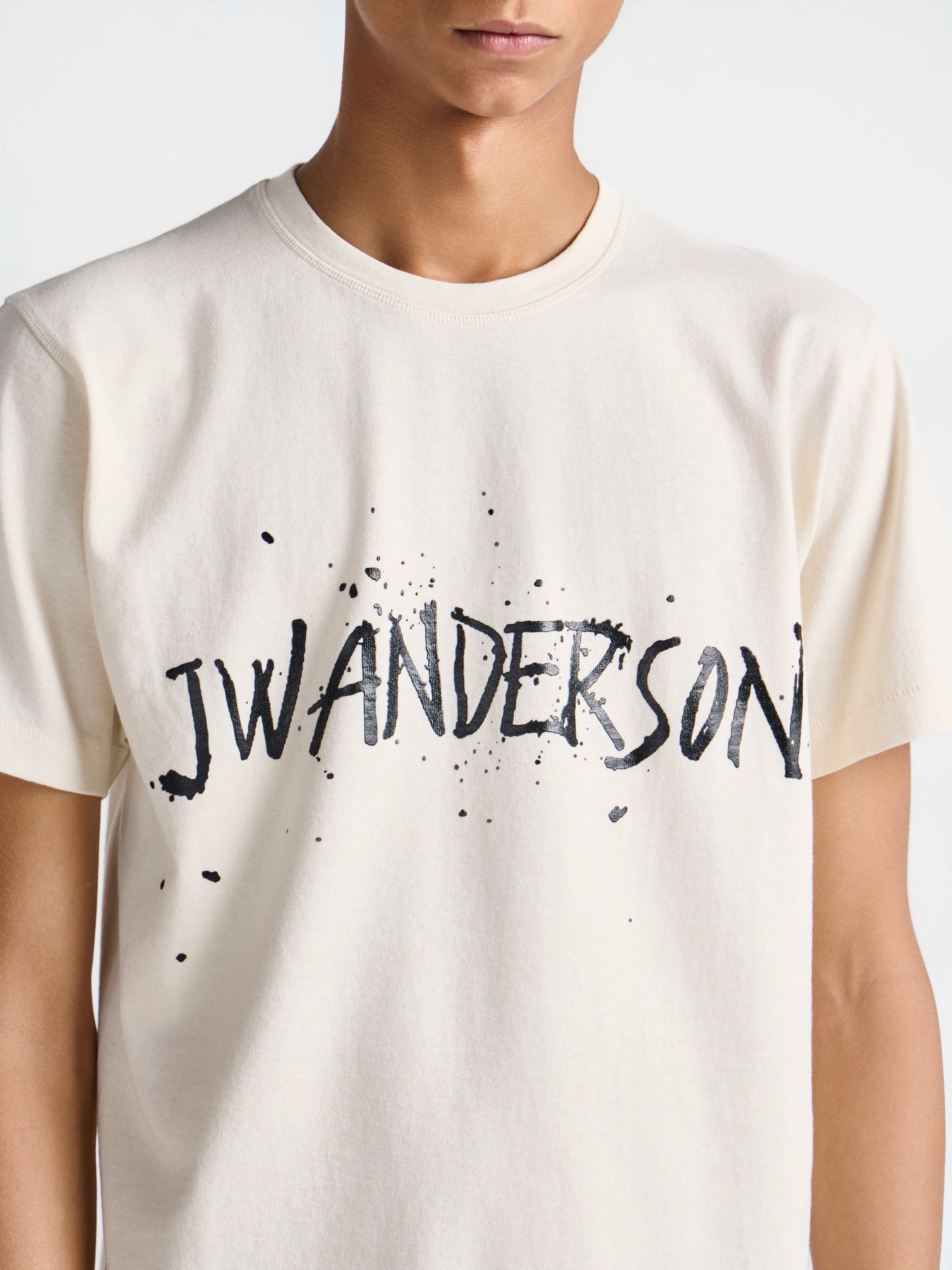 MENS CIRCULAR T-SHIRT IN ECRU