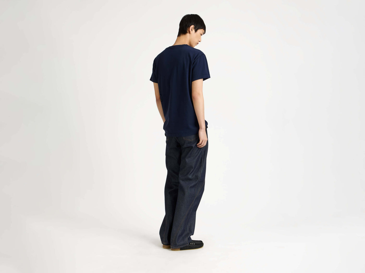 CIRCULAR T-SHIRT IN NAVY