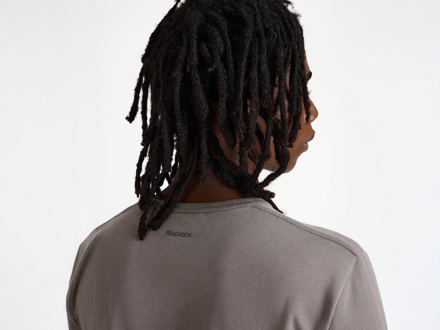 praying mantis t shirt grey Model Detail 2