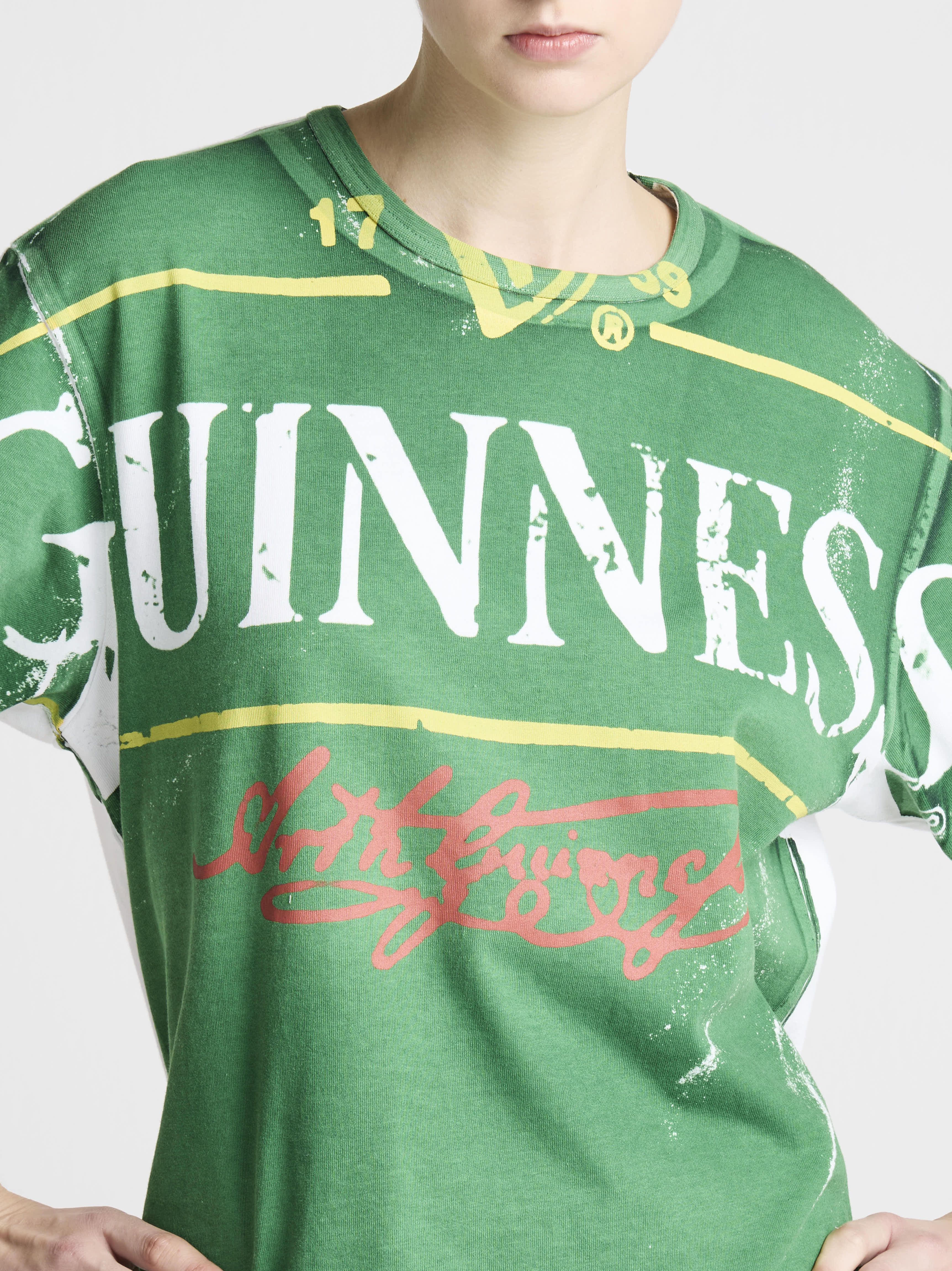 Unisex JW ANDERSON X GUINNESS BOTTLE TOP PRINT T-SHIRT IN GREEN in