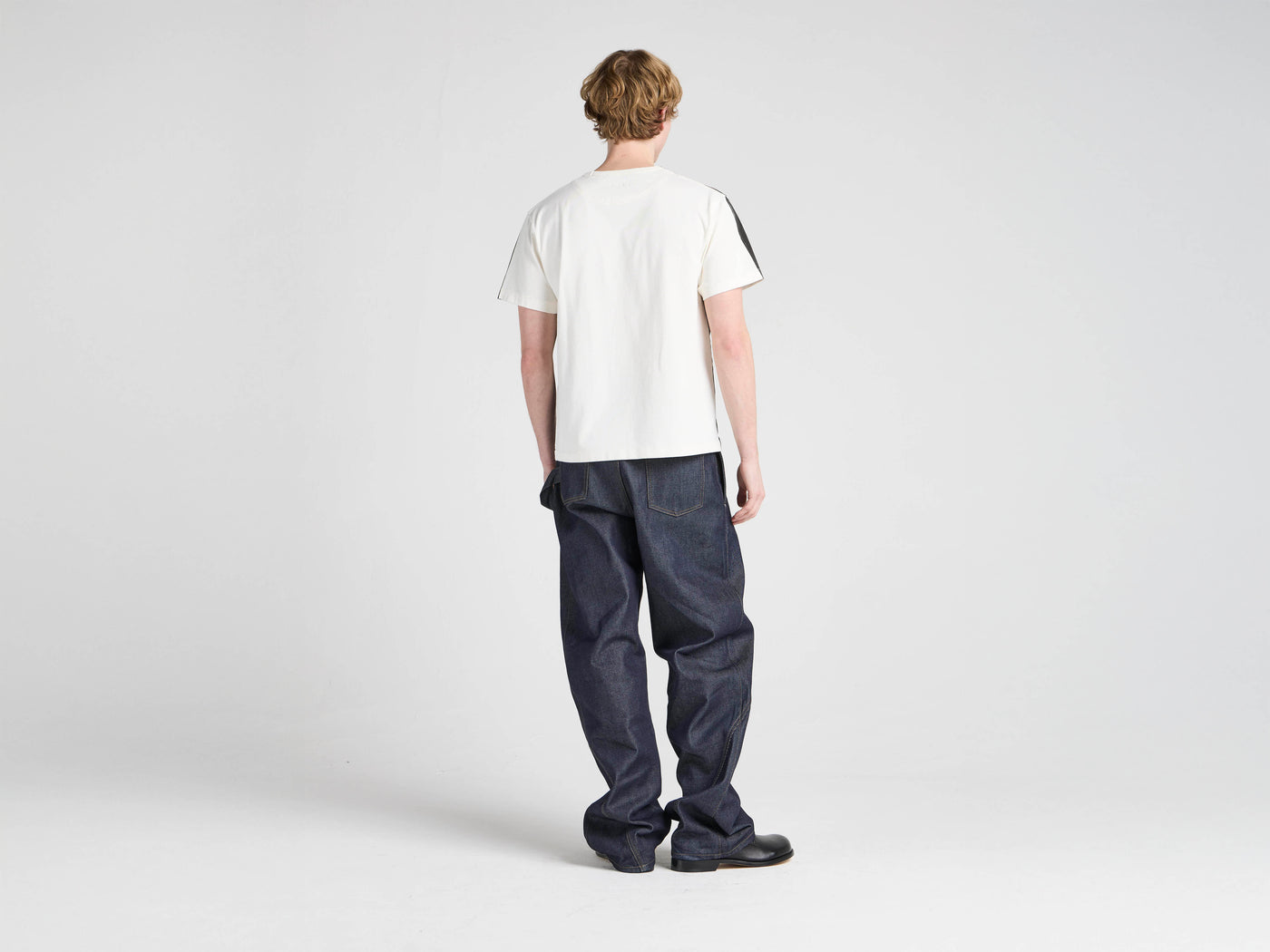 Unisex JW ANDERSON X GUINNESS BOTTLE TOP PRINT T-SHIRT IN BLACK