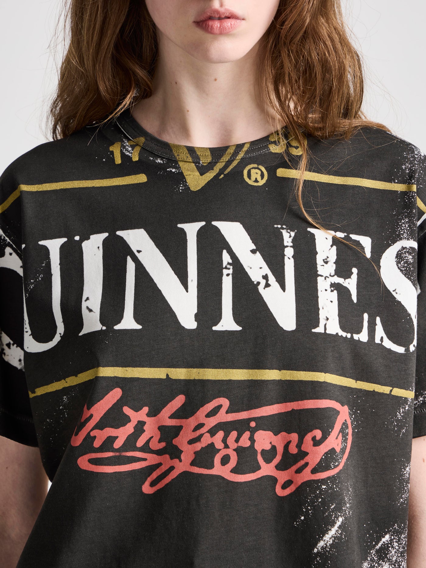 Unisex JW ANDERSON X GUINNESS BOTTLE TOP PRINT T-SHIRT IN BLACK