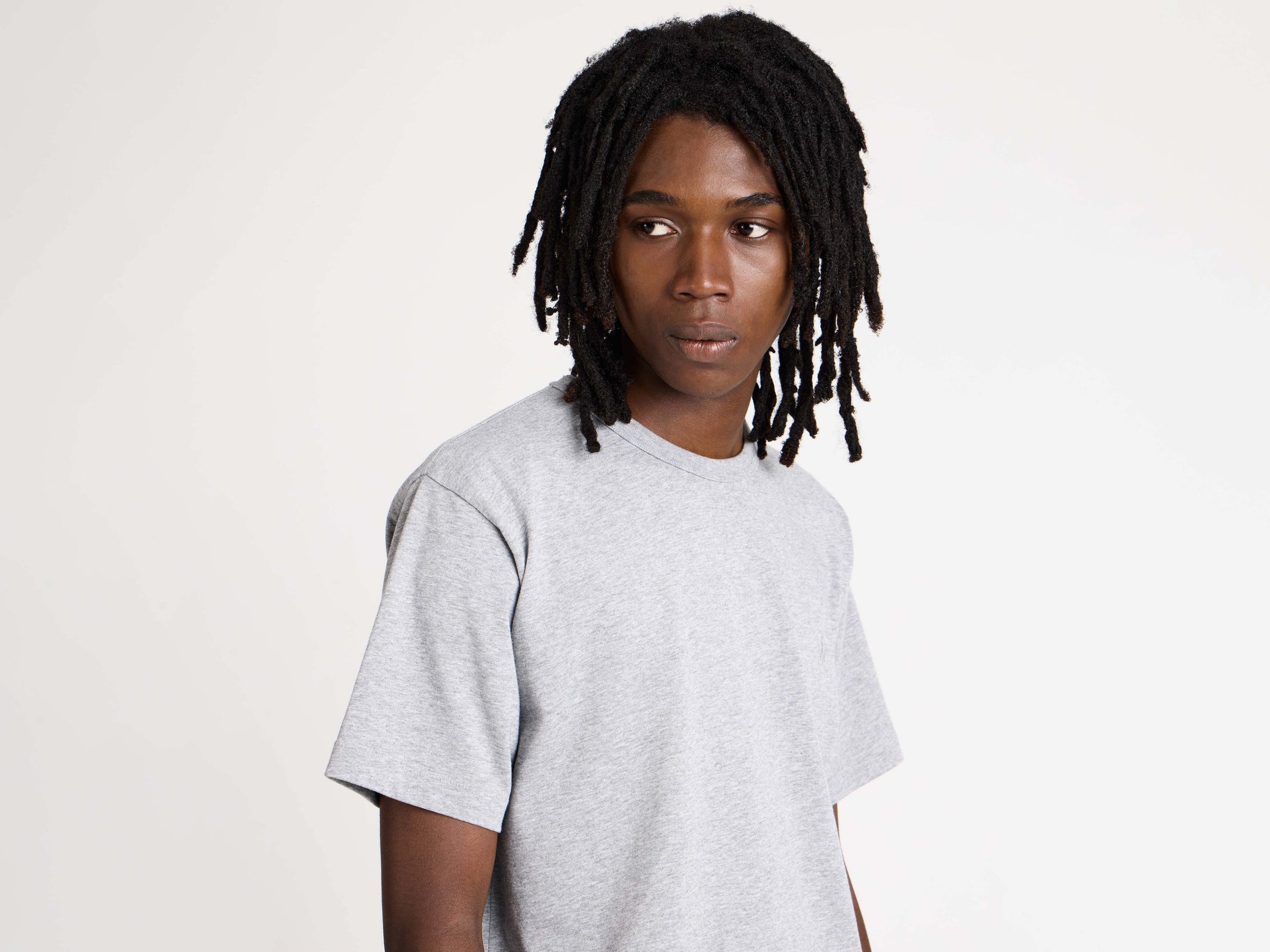 EMBROIDERED ANCHOR T-SHIRT IN MID GREY MELANGE