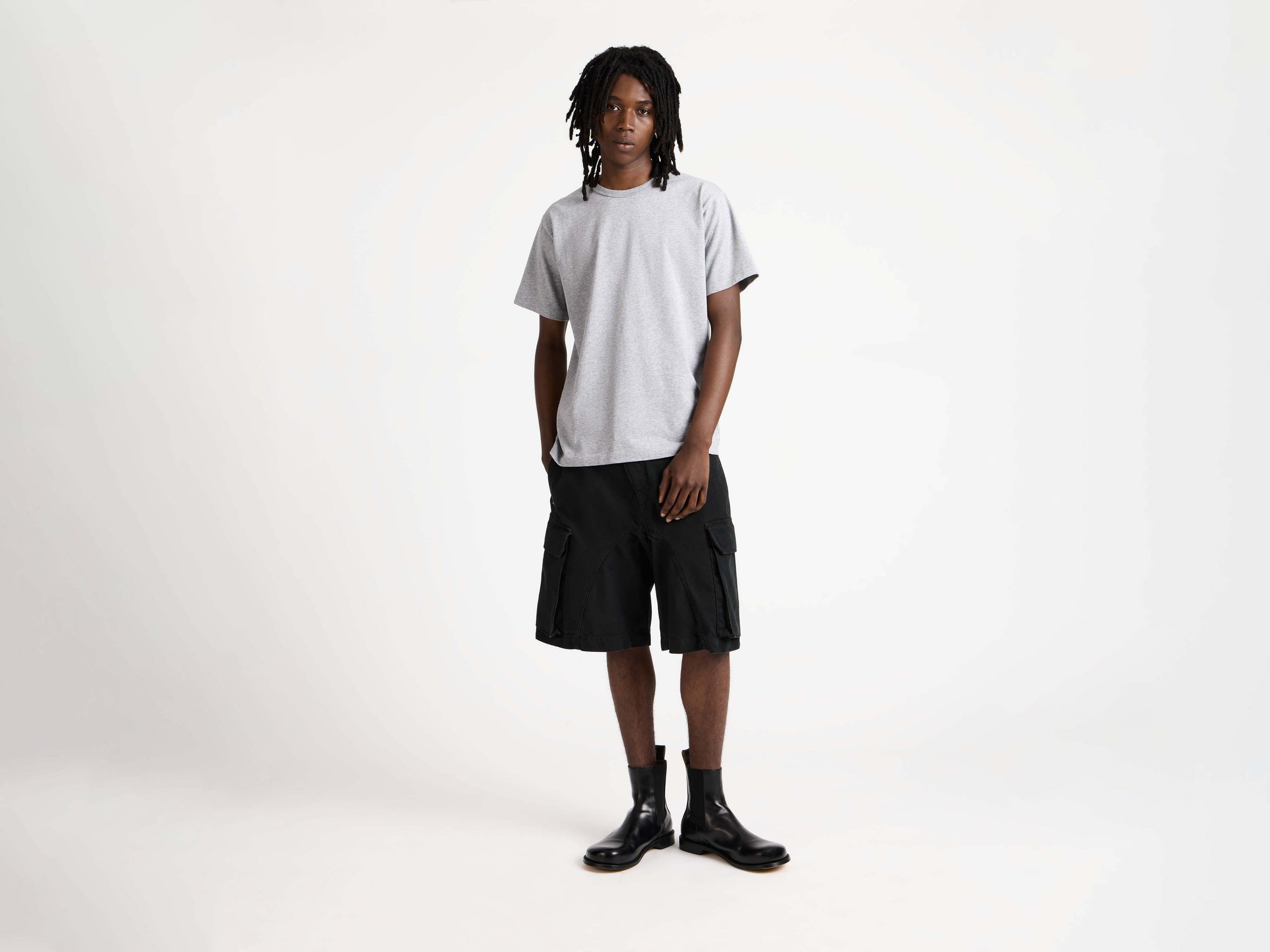 EMBROIDERED ANCHOR T-SHIRT IN MID GREY MELANGE