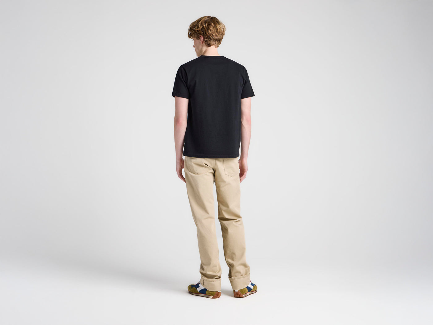 MENS EMBROIDERED ANCHOR T-SHIRT IN BLACK