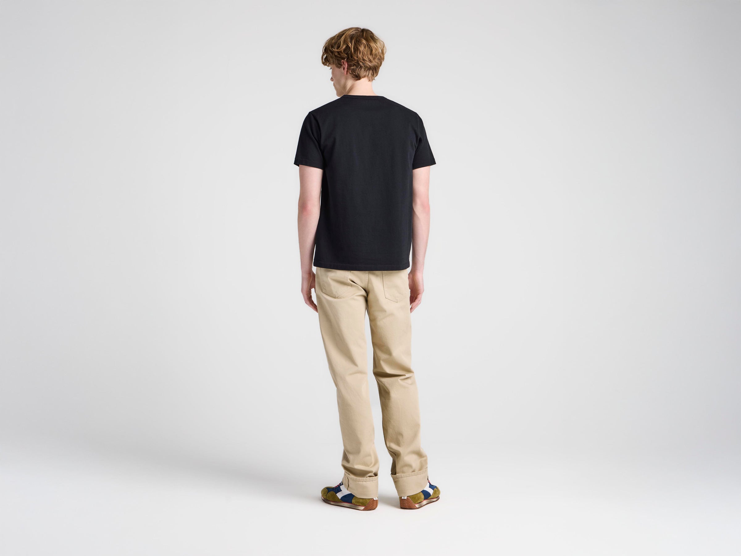 MENS EMBROIDERED ANCHOR T-SHIRT IN BLACK
