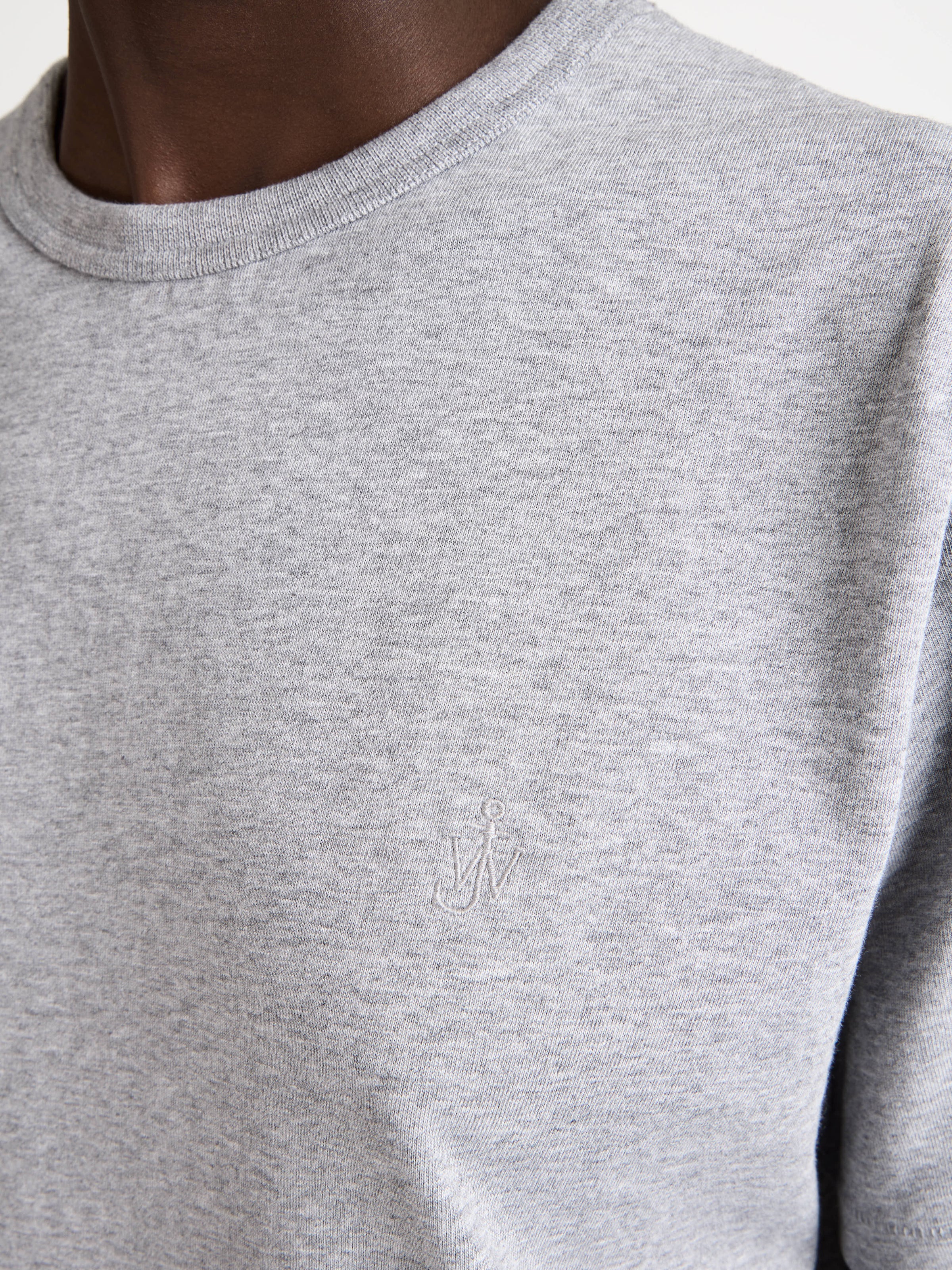 embroidered anchor t shirt mid grey melange 2 Model Detail 4