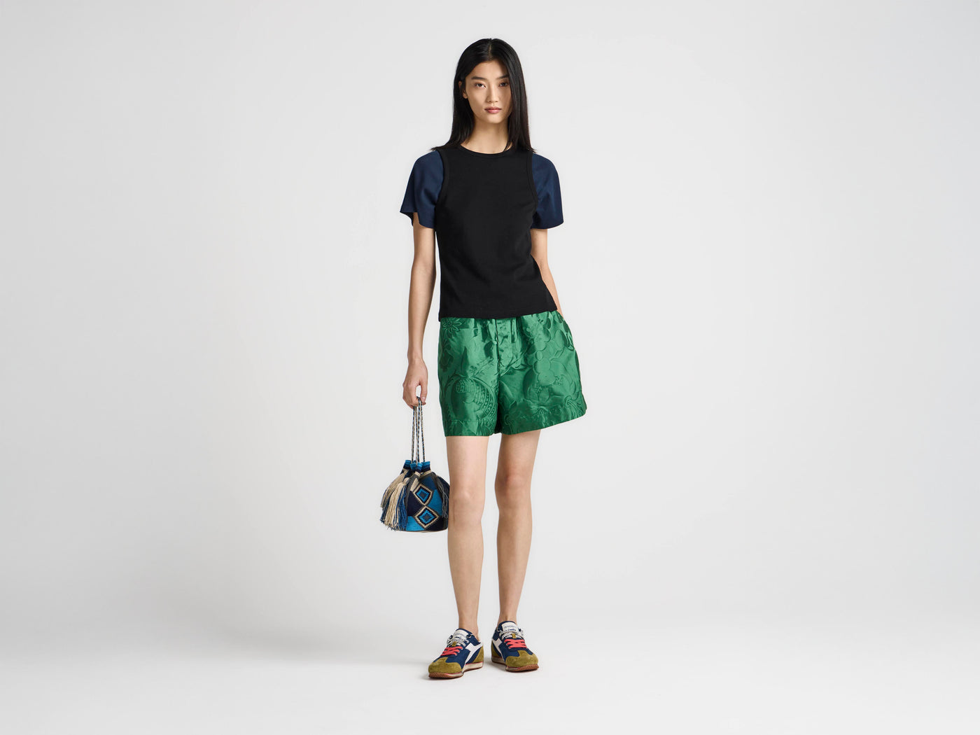 WOMENS DOUBLE-LAYERED T-SHIRT IN BLACK & NAVY