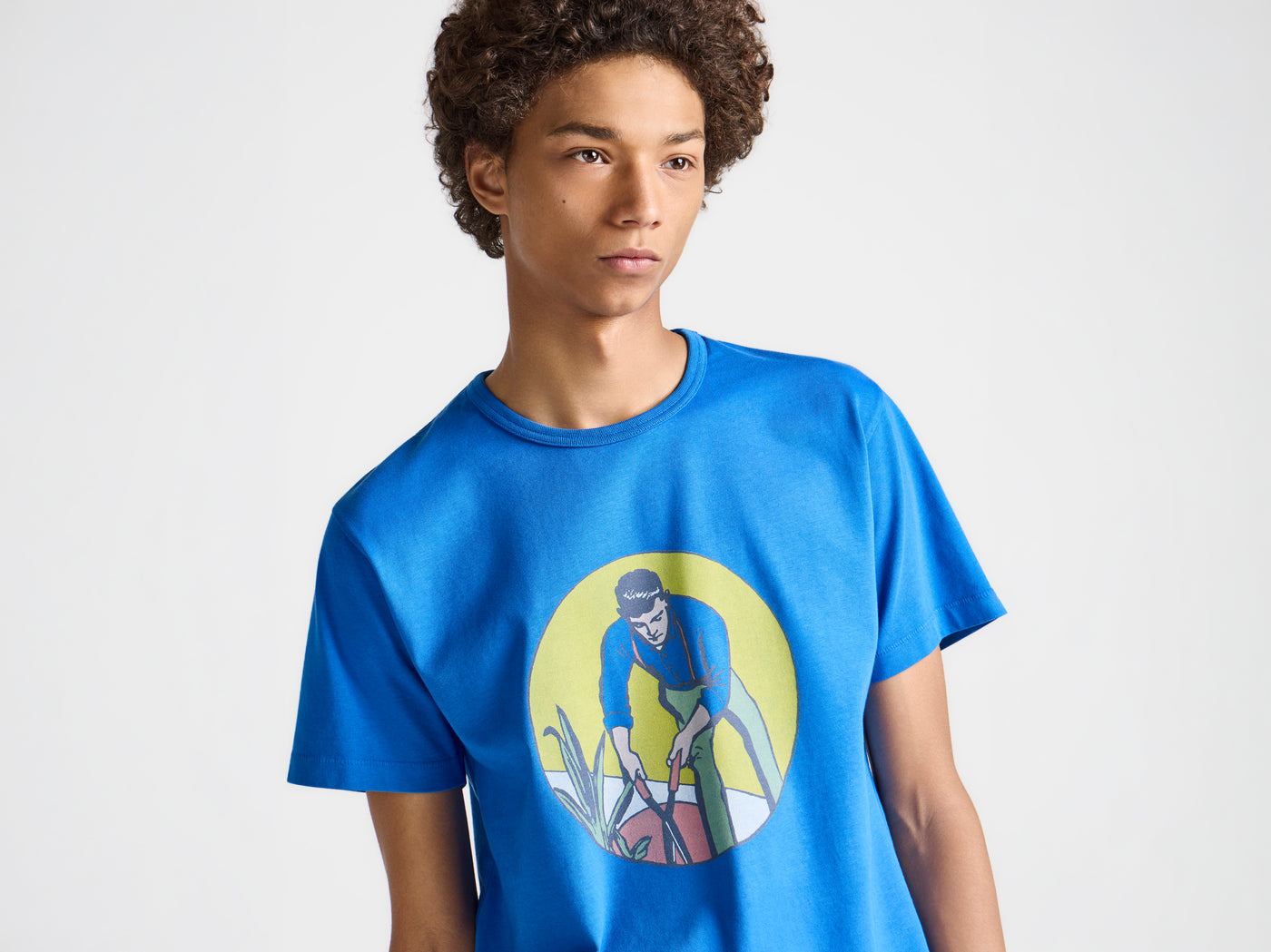 MENS GARDENER T-SHIRT IN SAPPHIRE BLUE