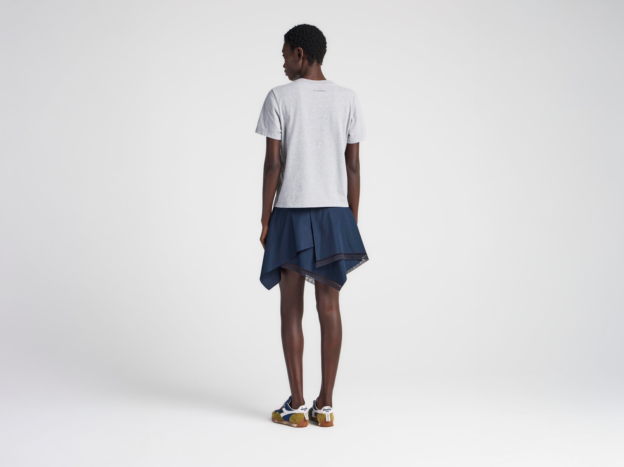 WOMENS ANIMAL STARS GRAPHIC PRINT T-SHIRT IN MID GREY MELANGE