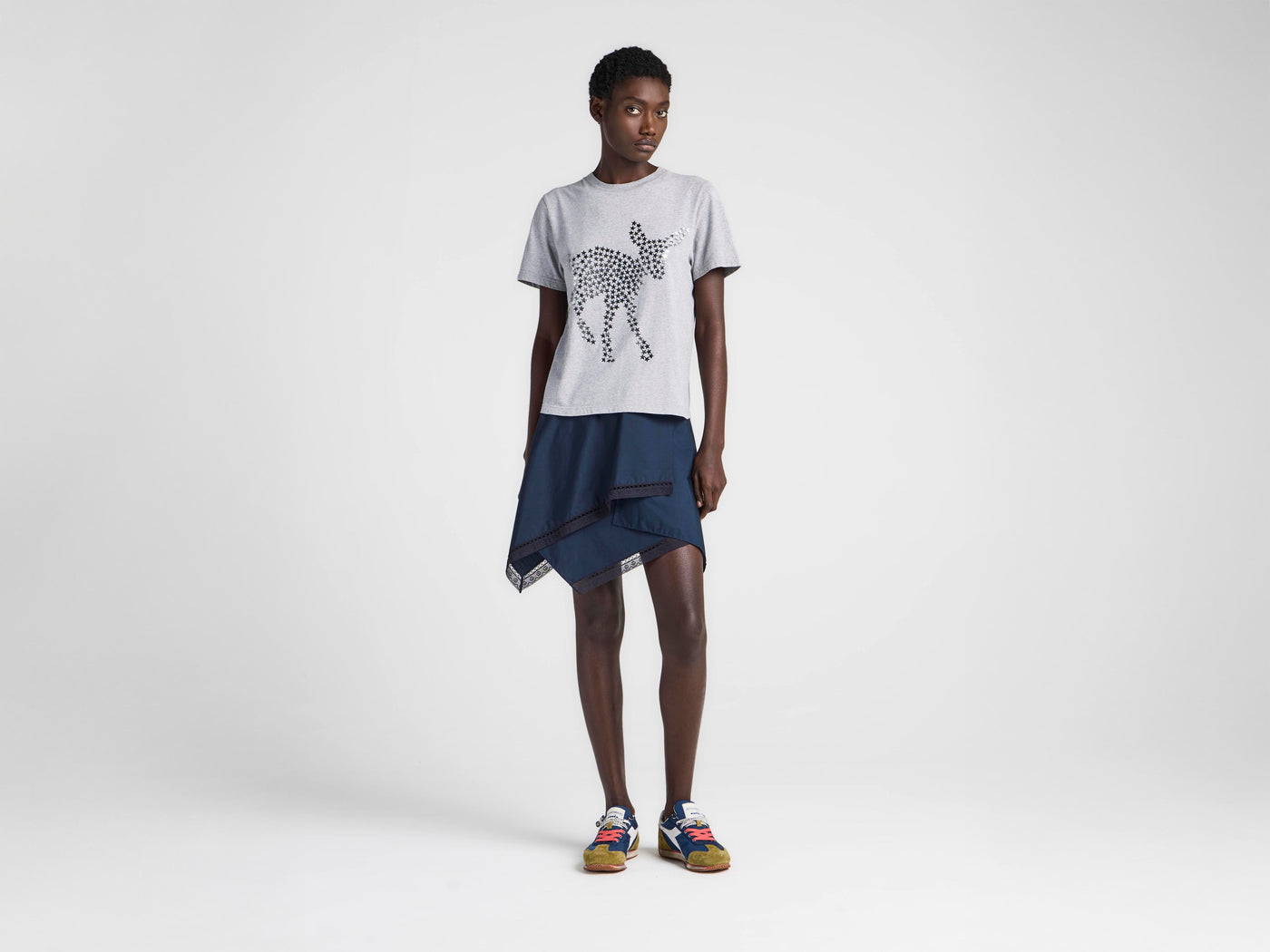 WOMENS ANIMAL STARS GRAPHIC PRINT T-SHIRT IN MID GREY MELANGE