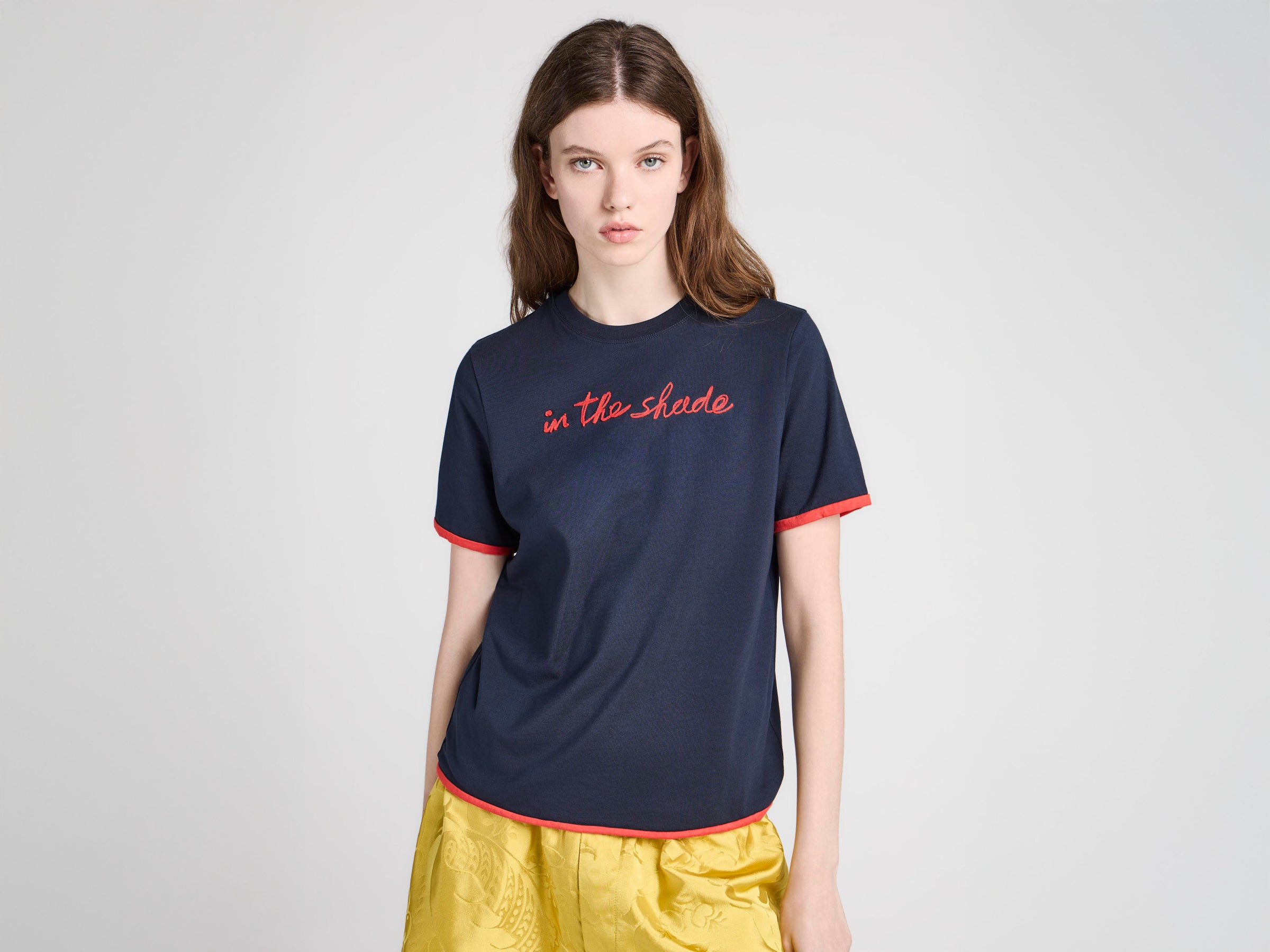 WOMENS 'IN THE SHADE' T-SHIRT IN NAVY & RED