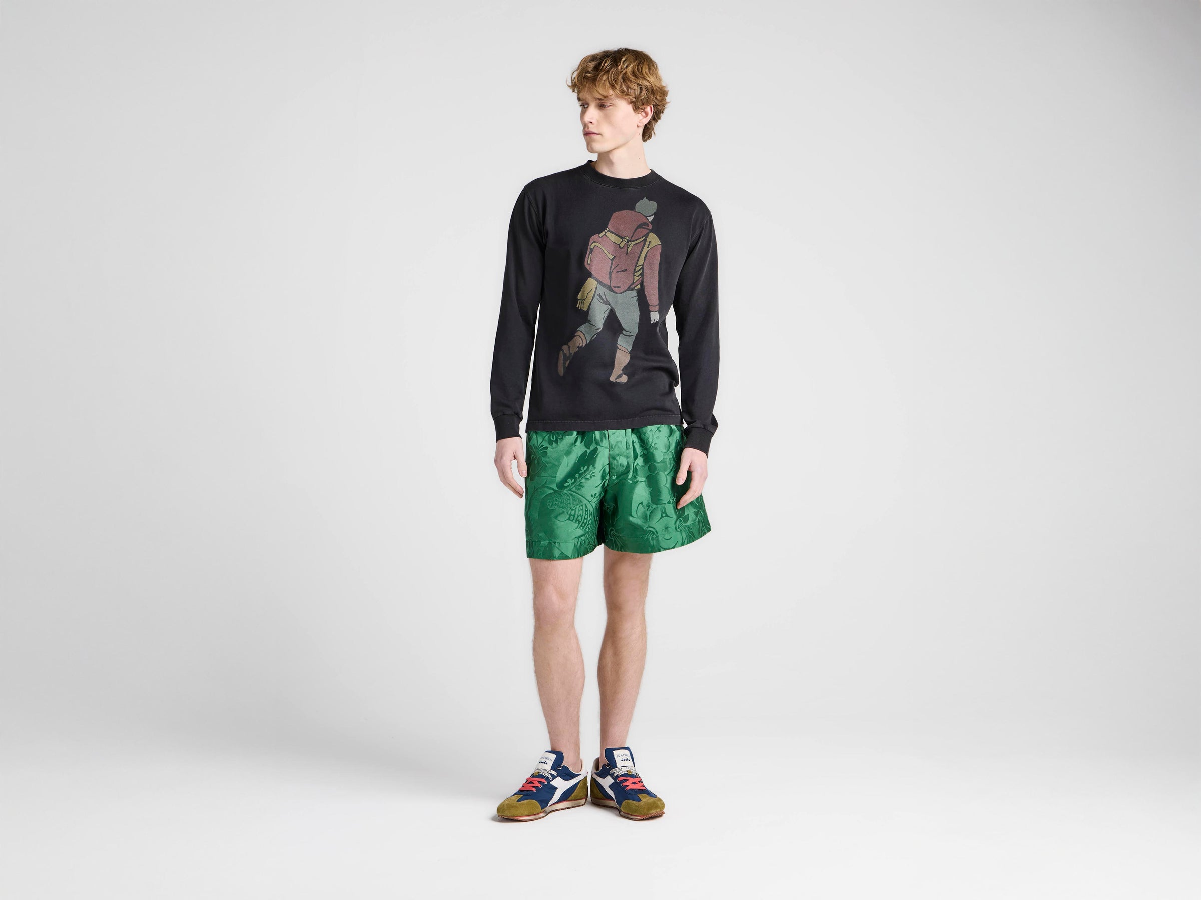 MENS HIKER LONG-SLEEVED SHIRT IN WASHED BLACK