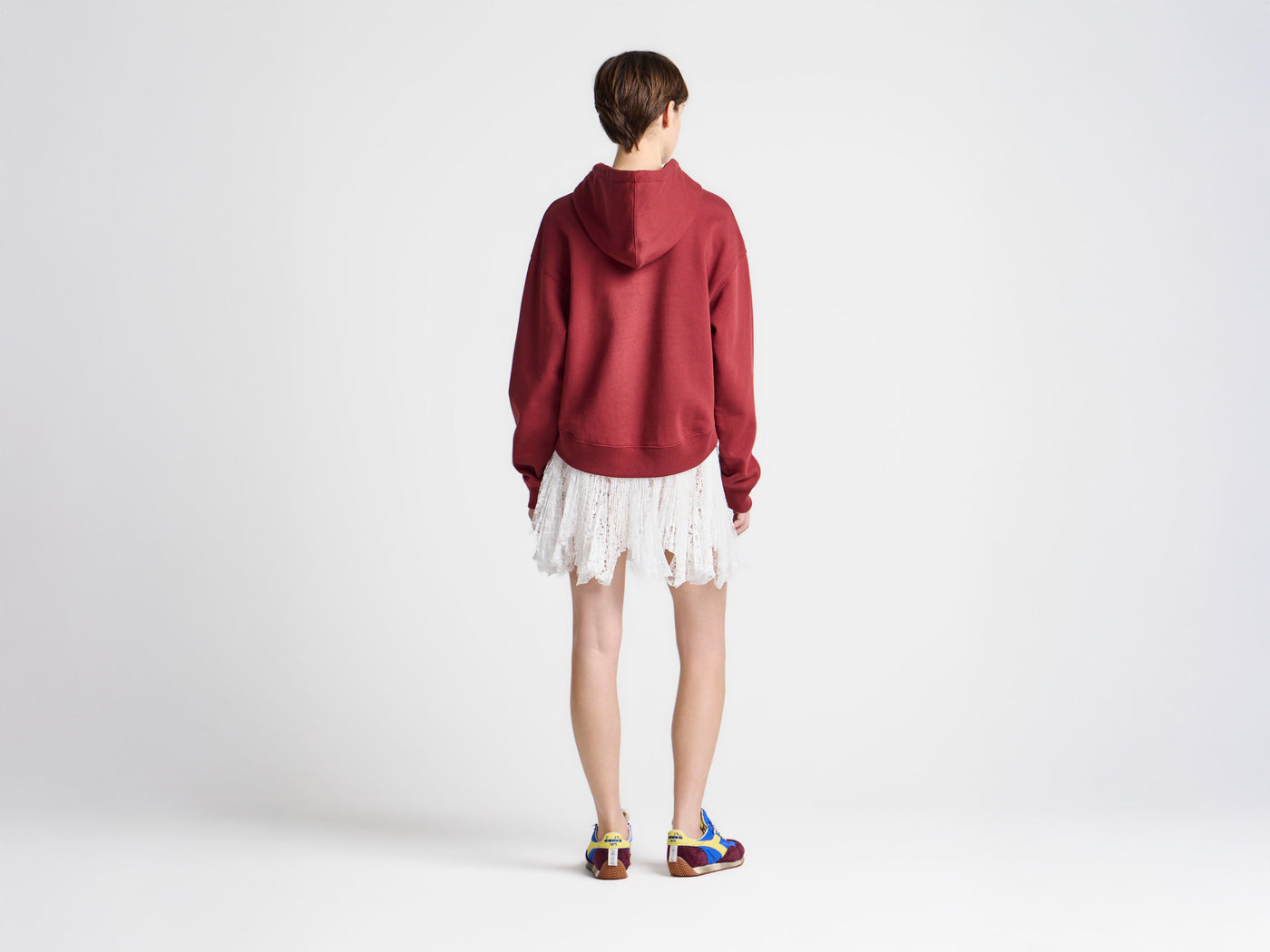 WOMENS CURVED HEM HOODIE IN BURGUNDY