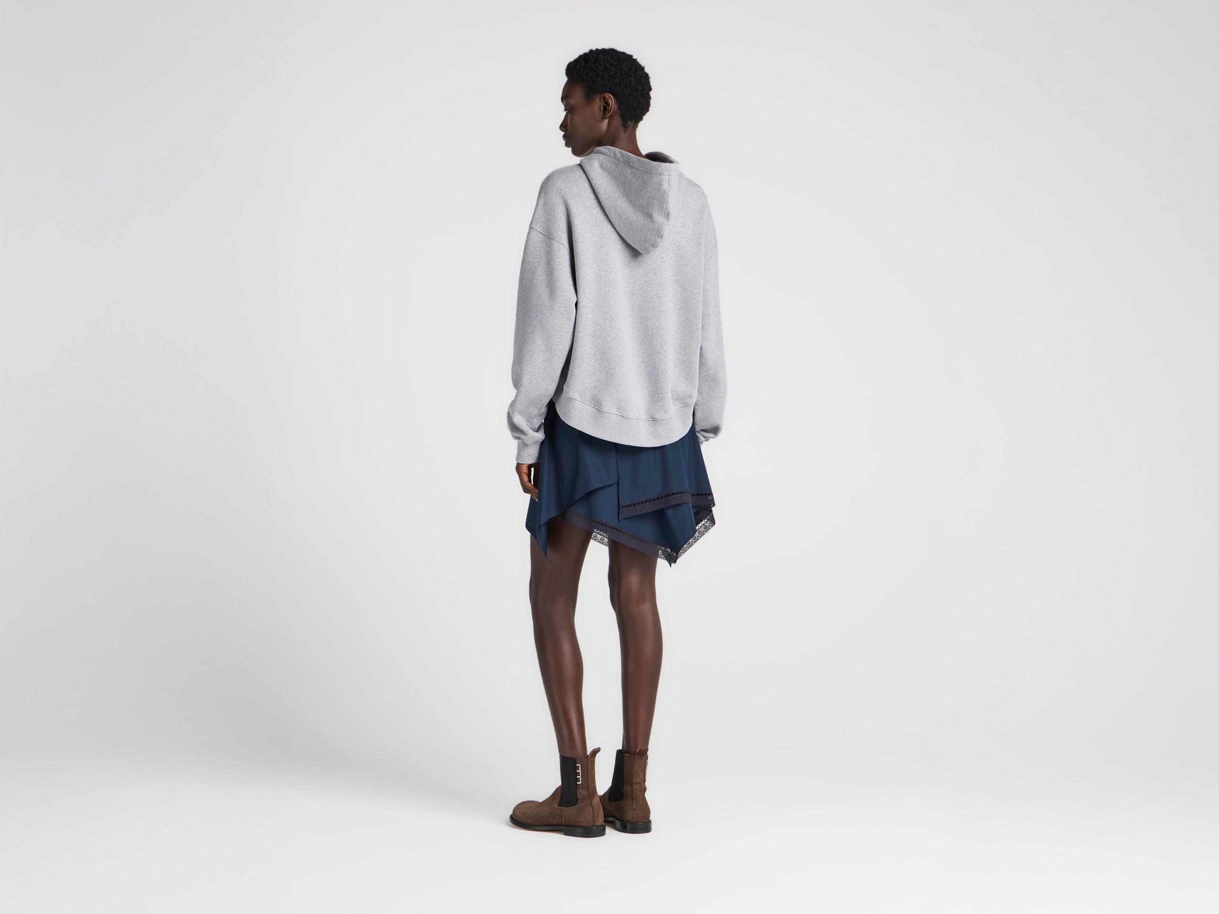 WOMENS CURVED HEM HOODIE IN MID GREY MELANGE