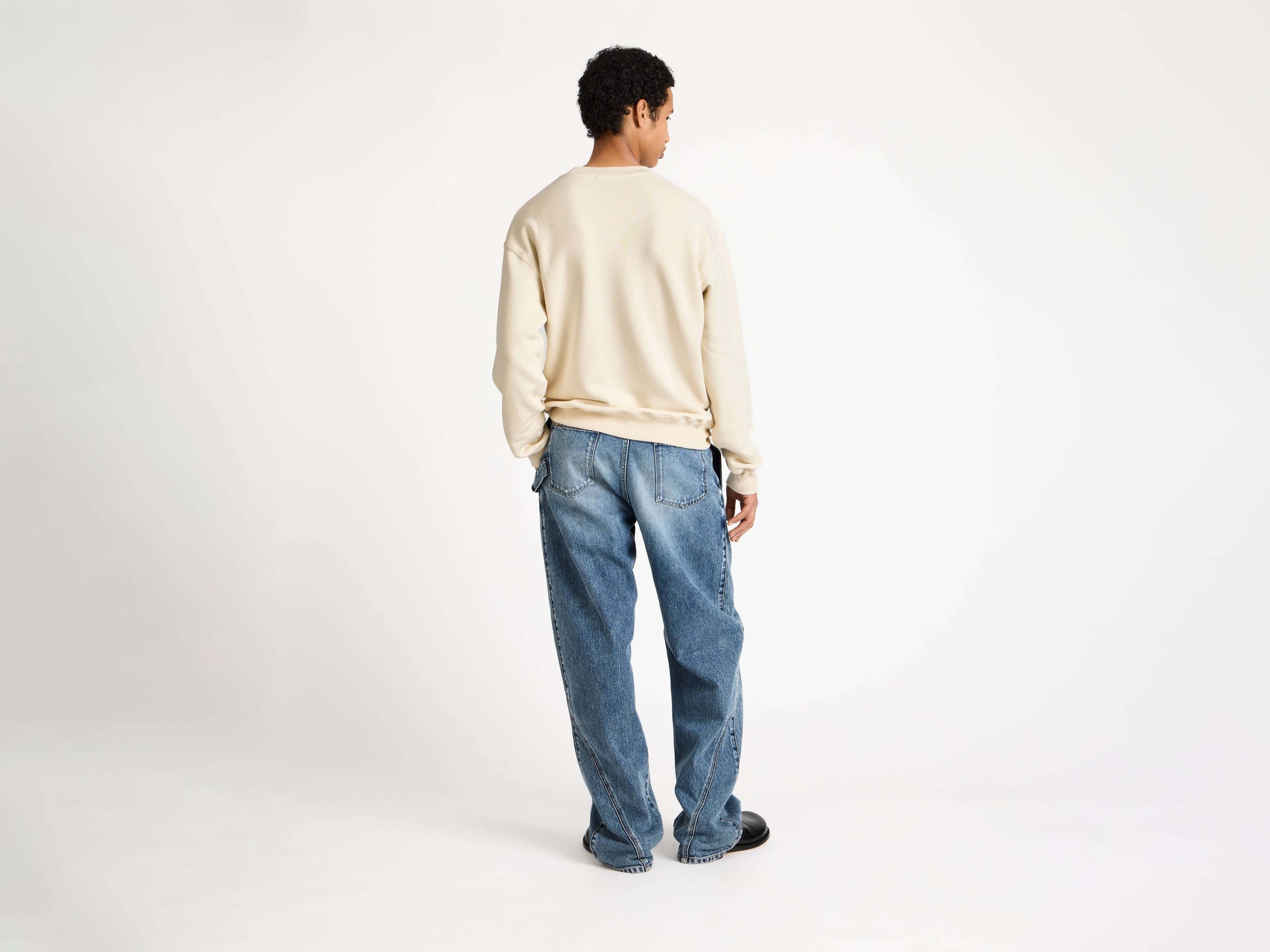 RIBBON ANCHOR SWEATSHIRT IN ECRU