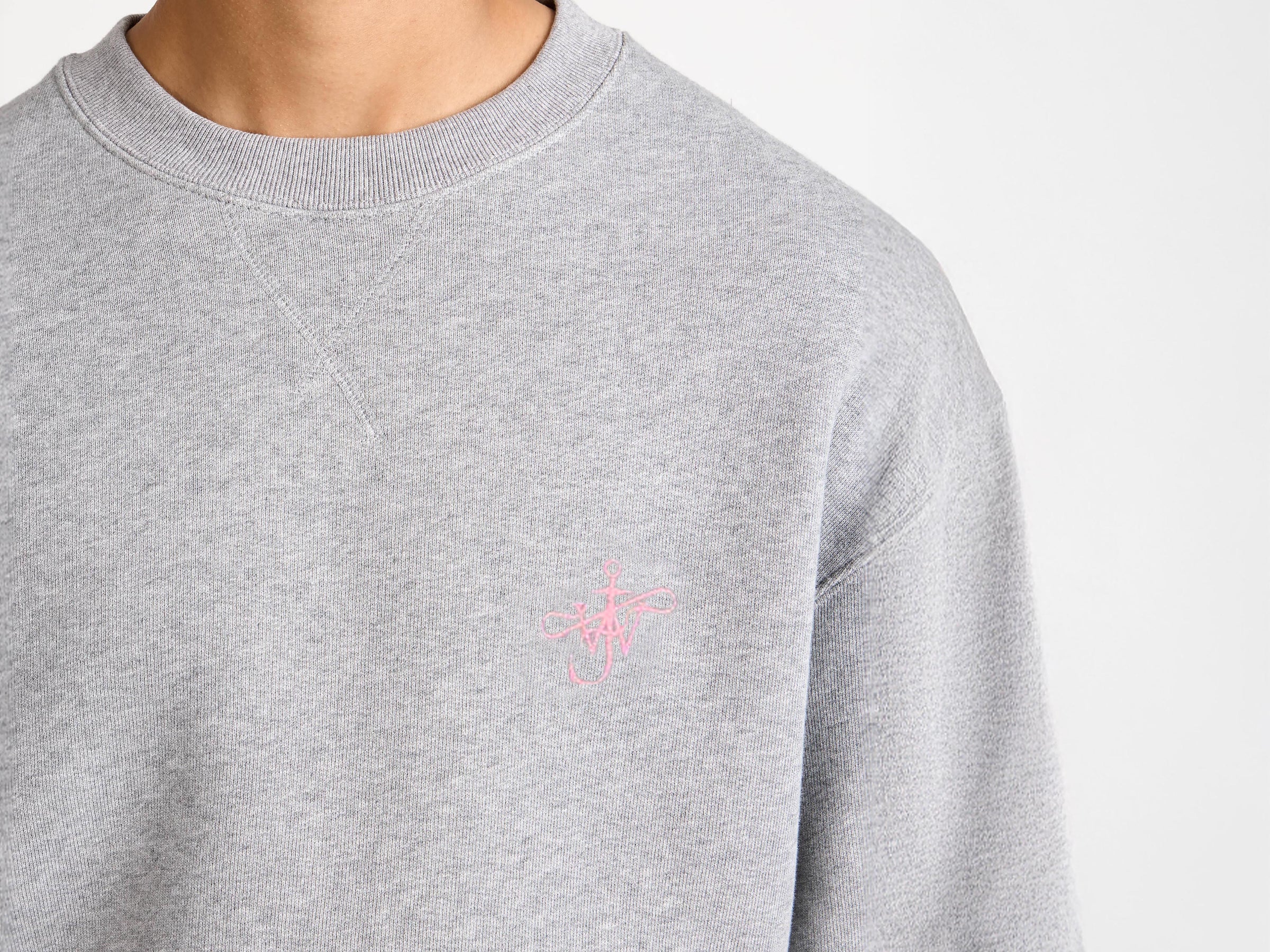 MENS RIBBON ANCHOR SWEATSHIRT IN MID GREY MELANGE