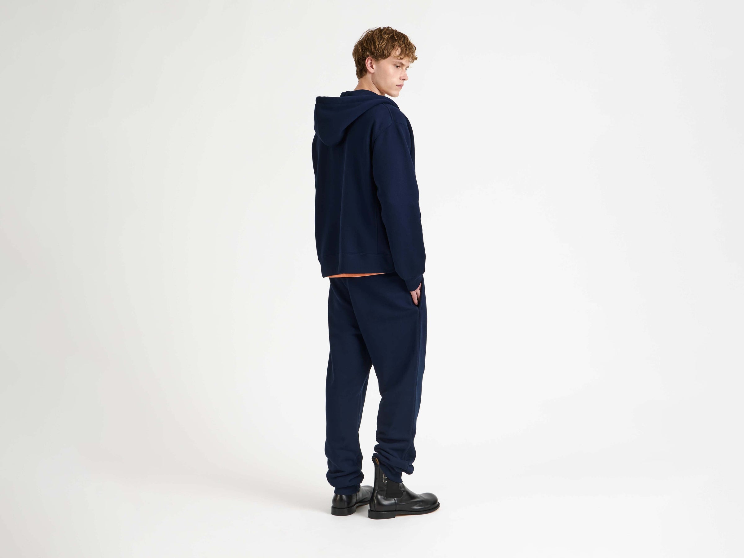 FRONT ZIP HOODIE IN NAVY