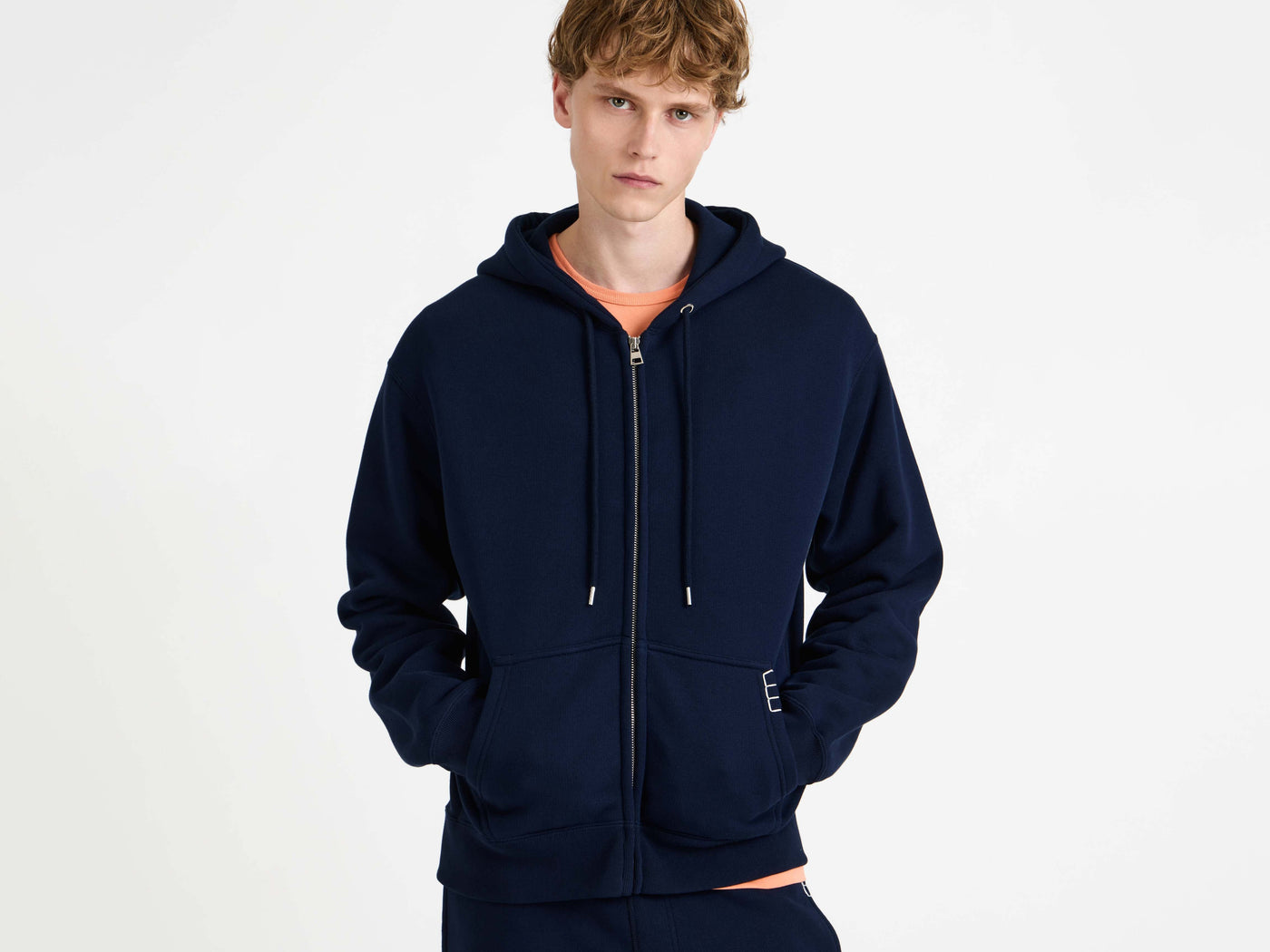 FRONT ZIP HOODIE IN NAVY