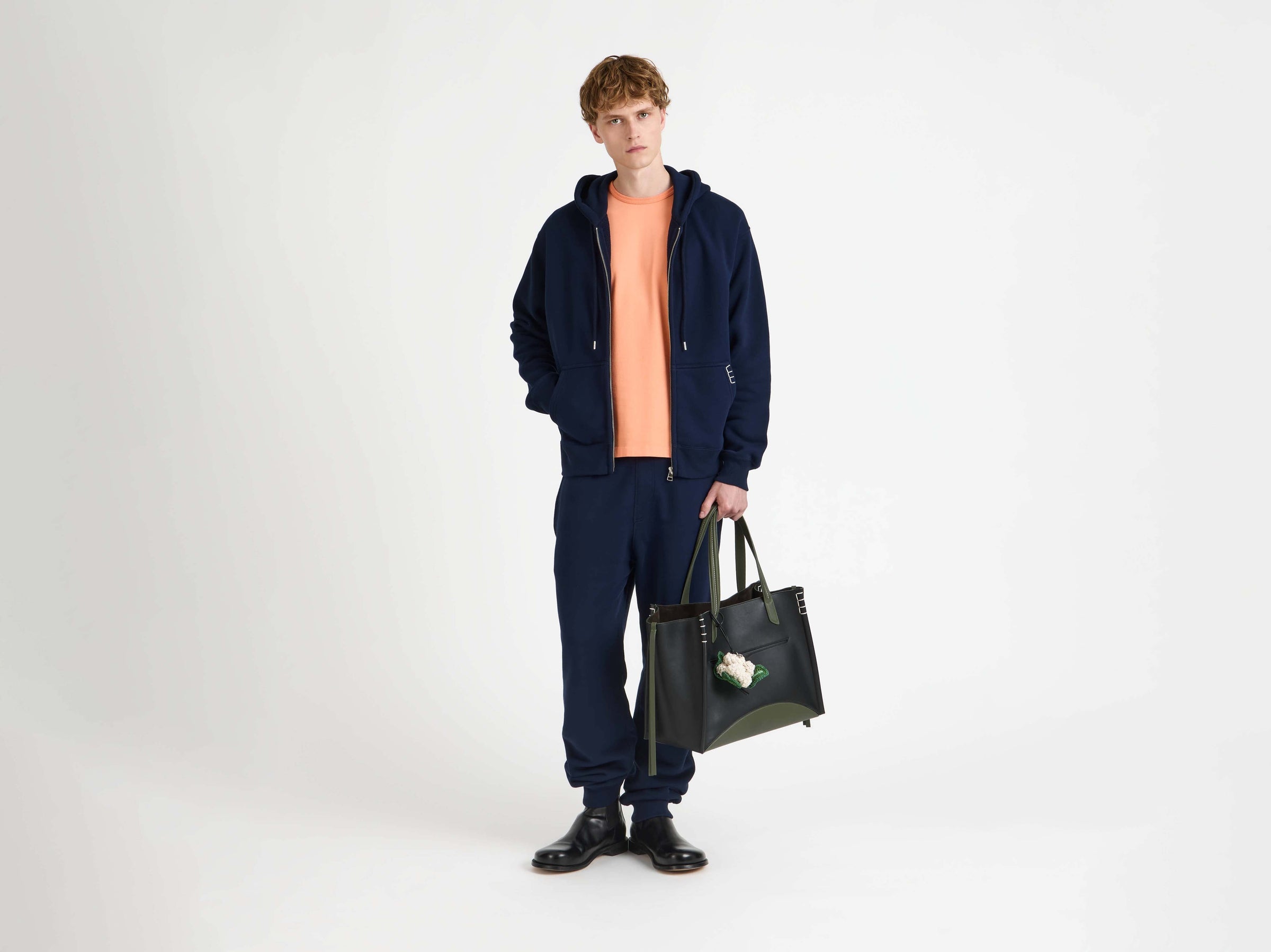 front zip hoodie navy Model Front 4
