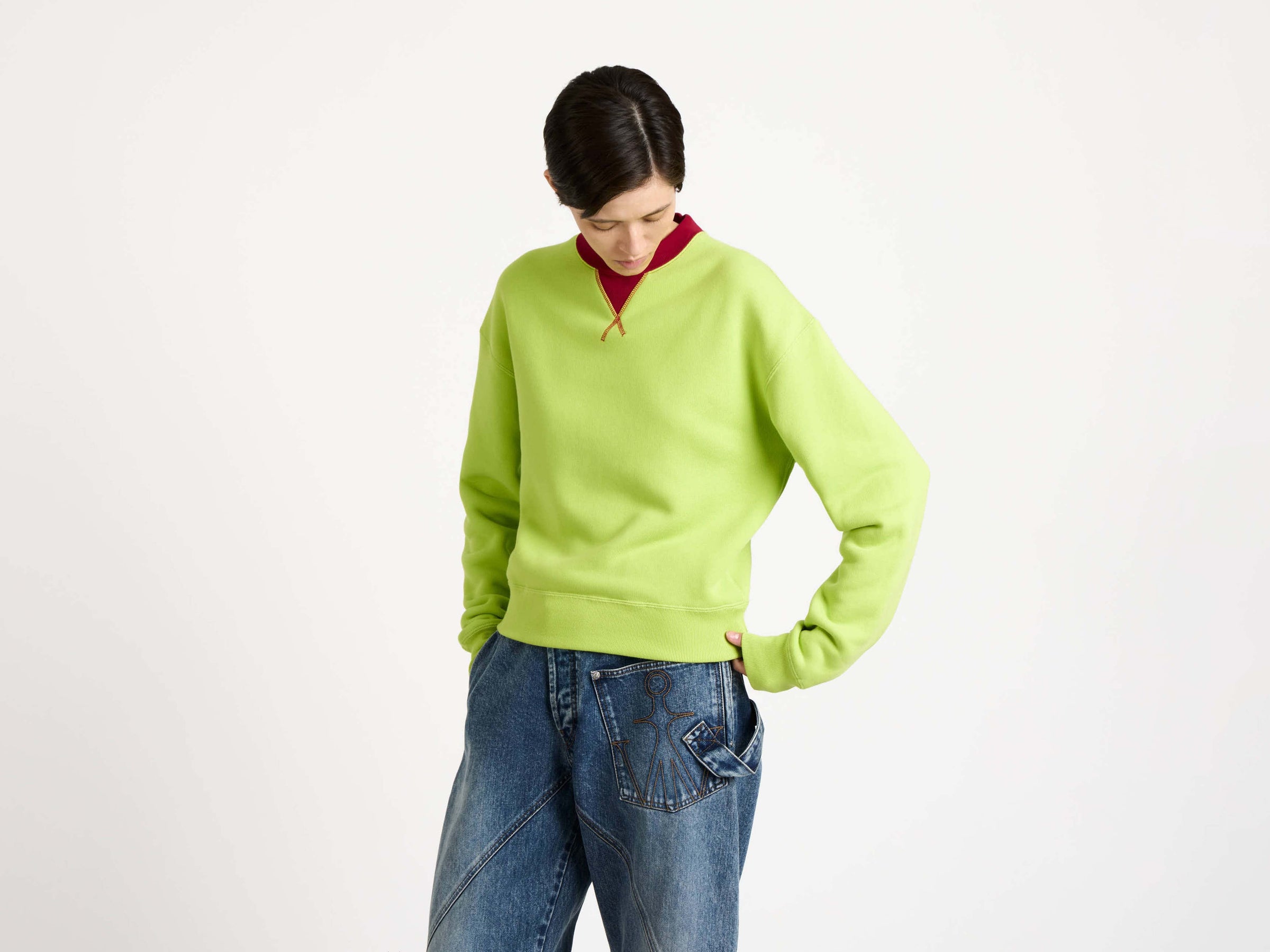 CONTRAST COLLAR SWEATSHIRT IN LIME & RED