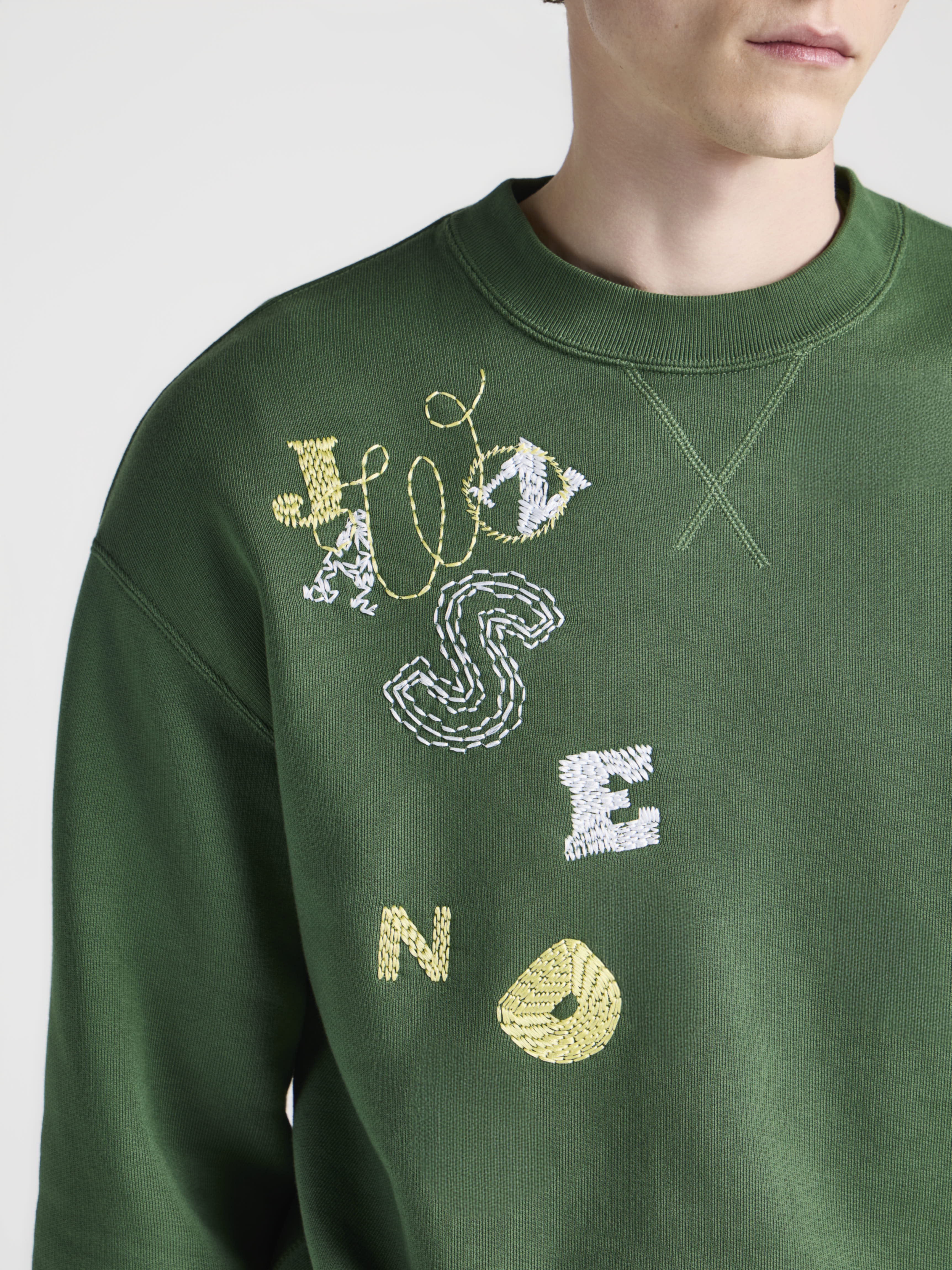 MENS SCATTERED LETTERS SWEATSHIRT IN GREEN in GREEN