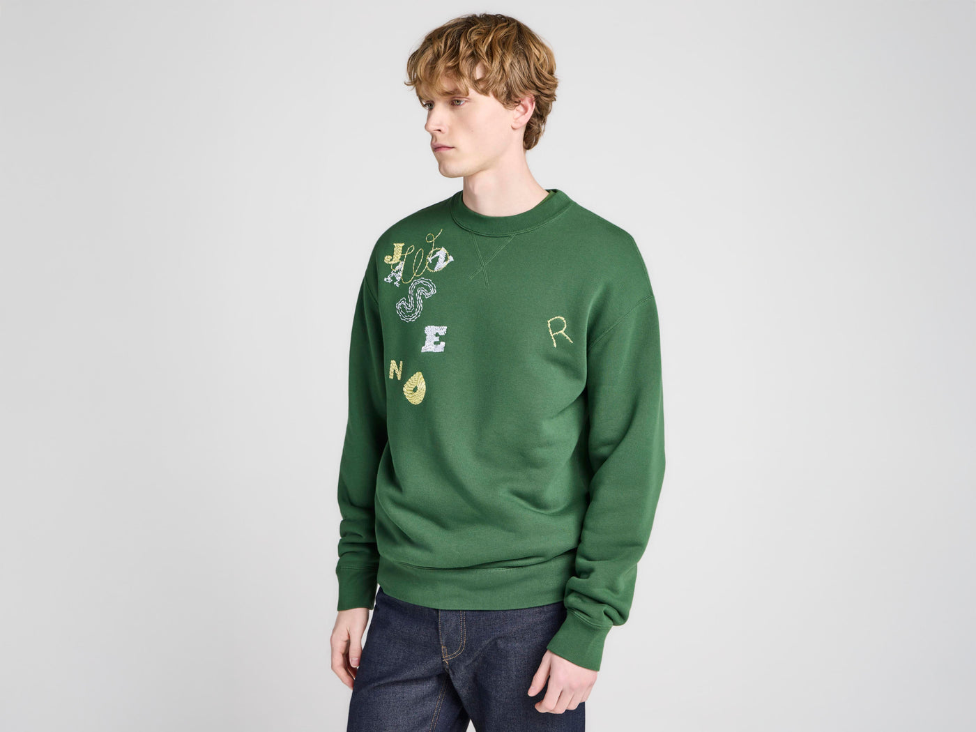 MENS SCATTERED LETTERS SWEATSHIRT IN GREEN