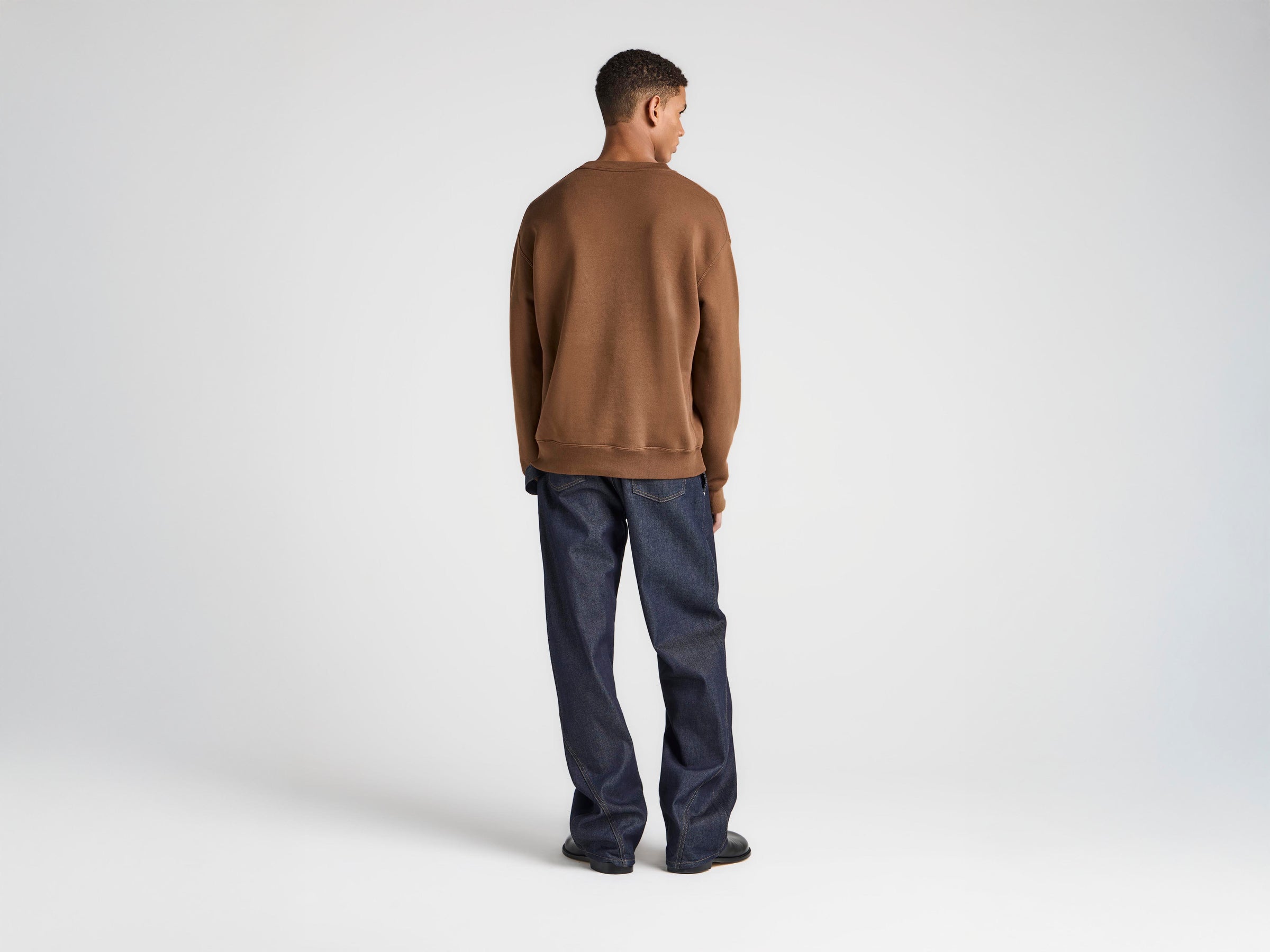 MENS PAINTED BIRDS SWEATSHIRT IN WALNUT